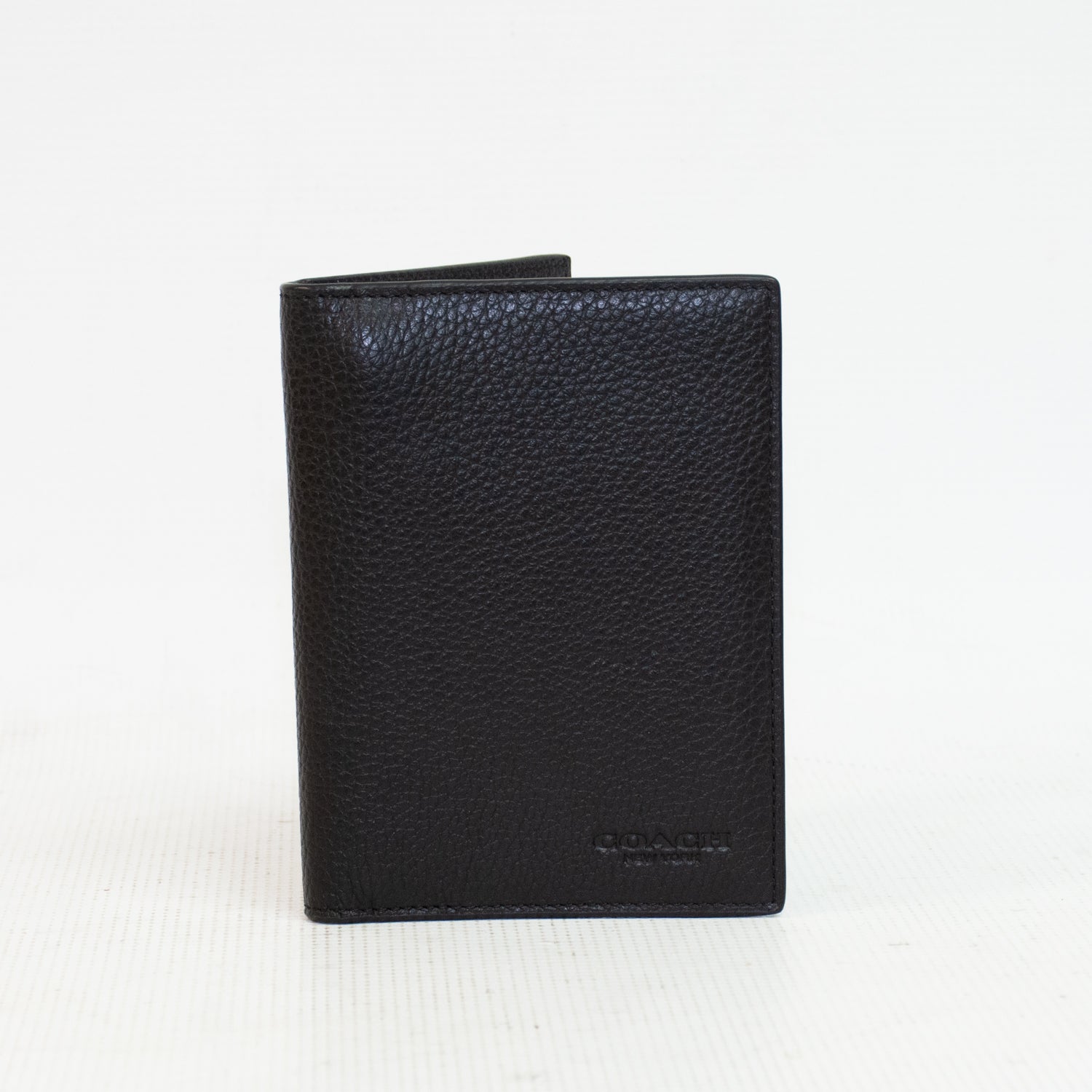 Coach CU131 Black Passport Card Case