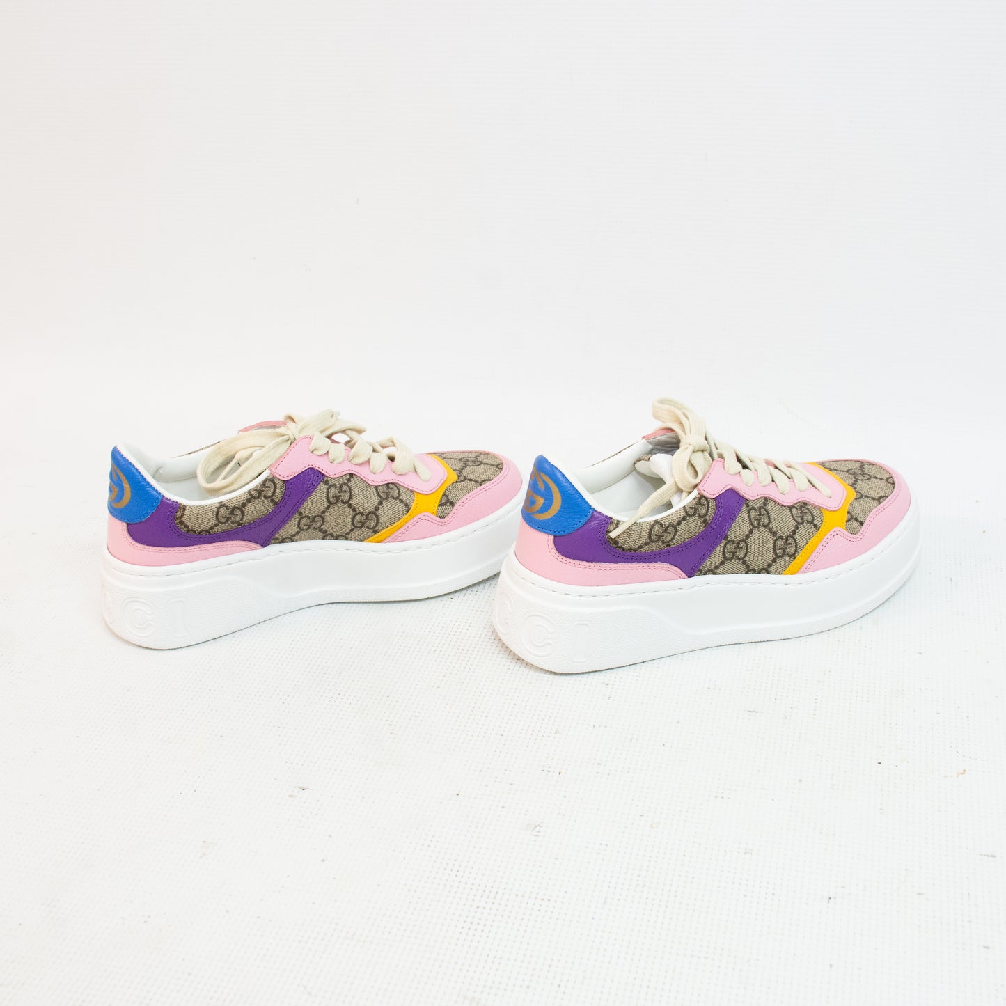 Gucci T.GG Supreme Womens Sneakers - Size 35