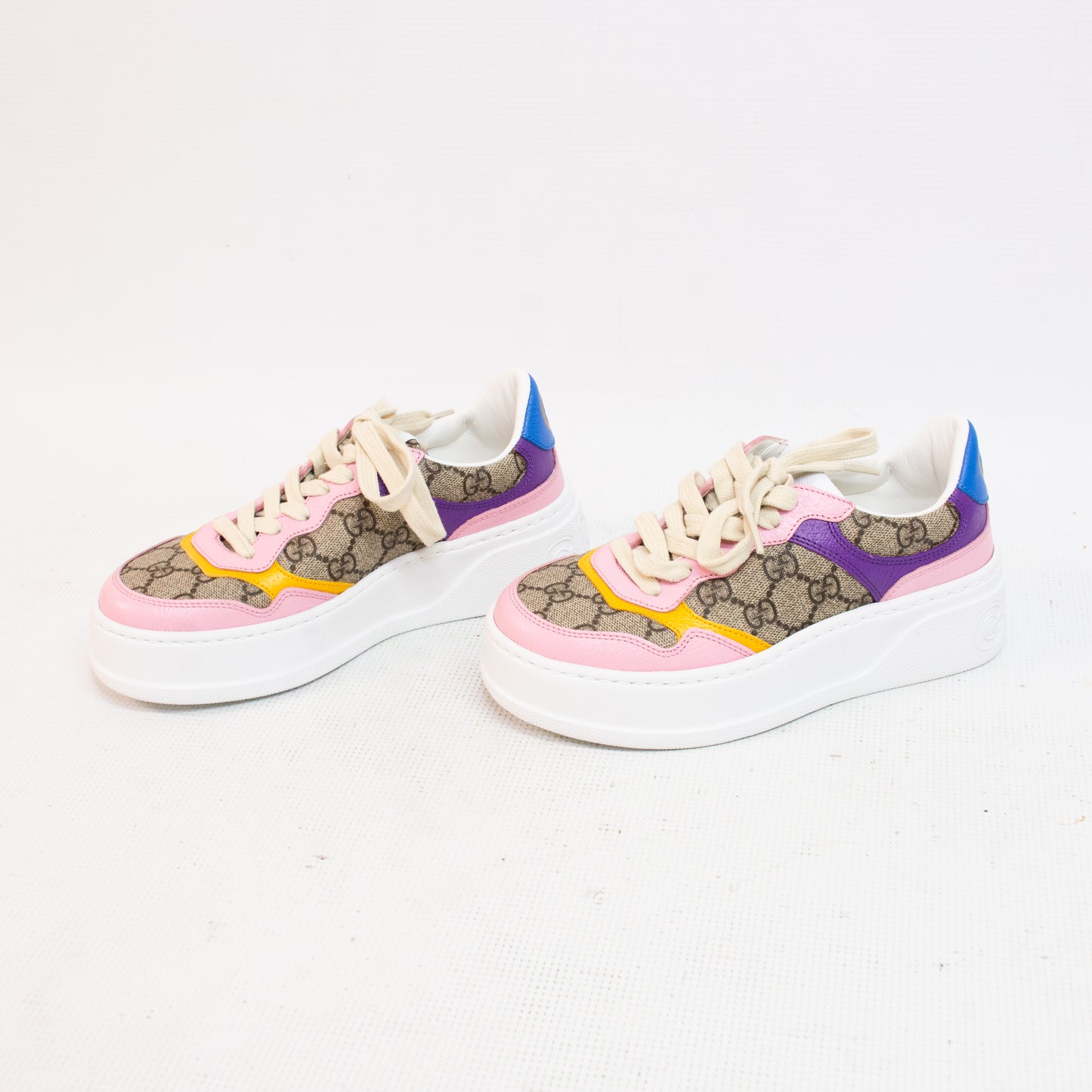 Gucci T.GG Supreme Womens Sneakers - Size 35