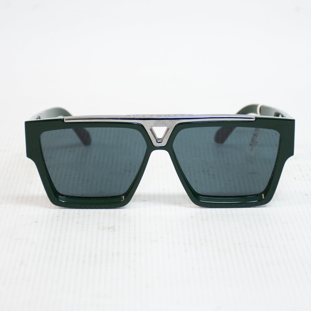 Louis Vuitton 1.1 Evidence Square Green Sunglasses
