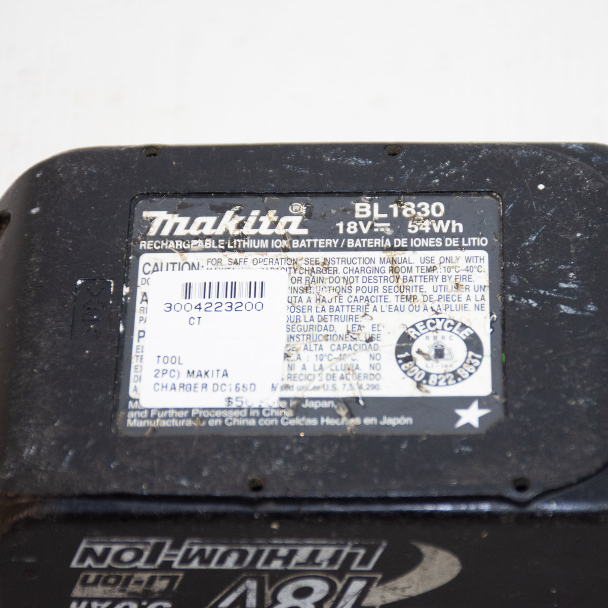 Makita DC18SD Charger & BL1830 18V Battery Bundle