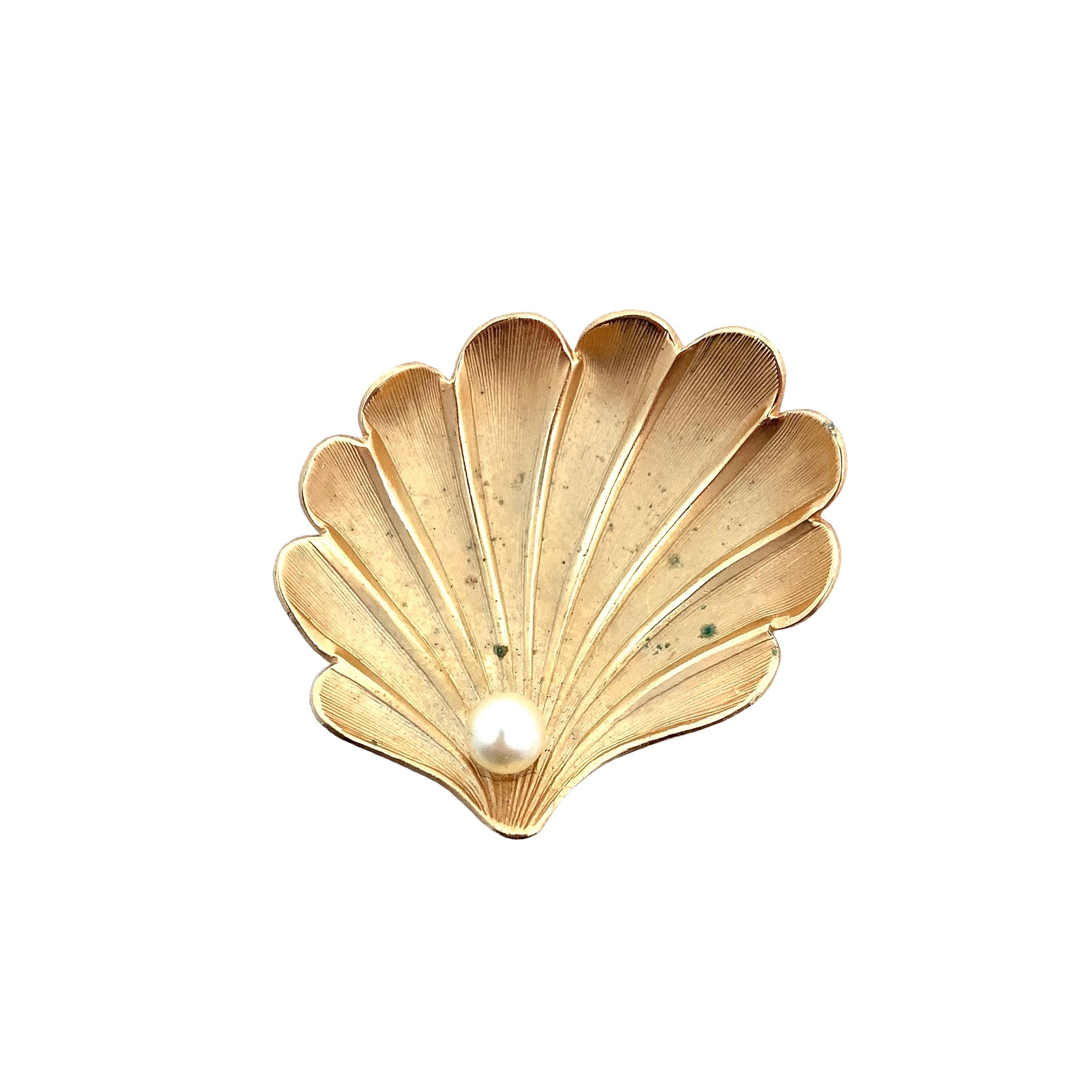 Vintage Giovanni Feax Pearl Shell Brooch