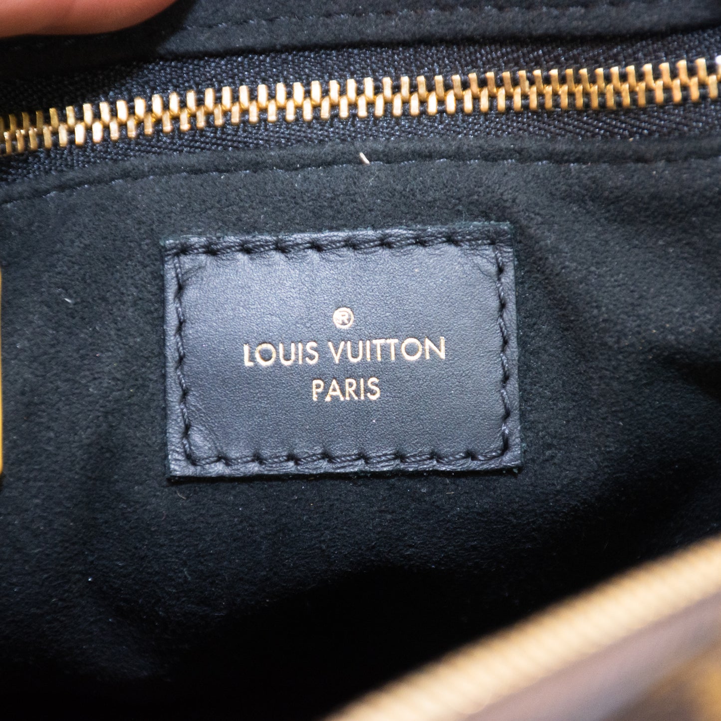 Louis Vuitton Malle Souple Petite Purse