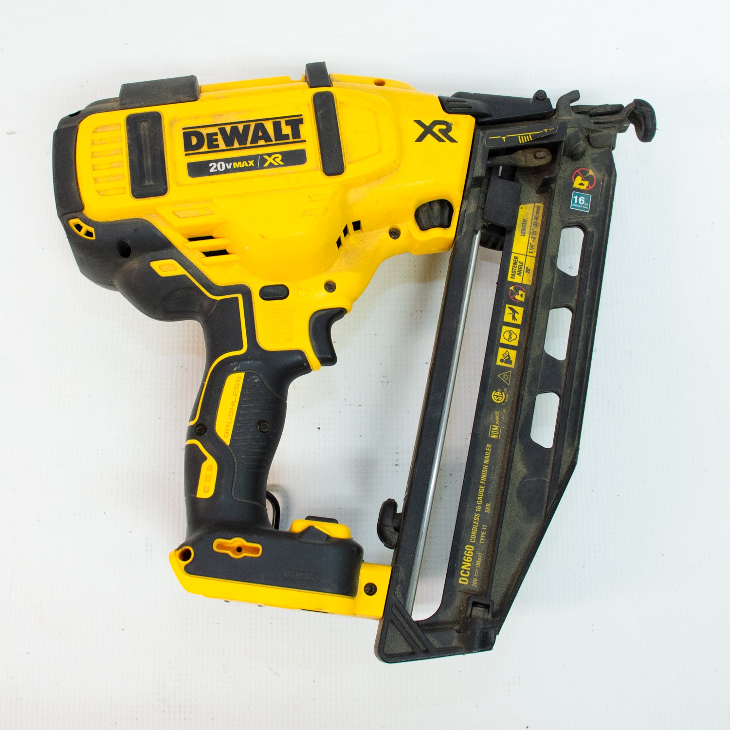 DEWALT DCN660 20V Max XR 16 Gauge Finish Cordless Nailer - 
