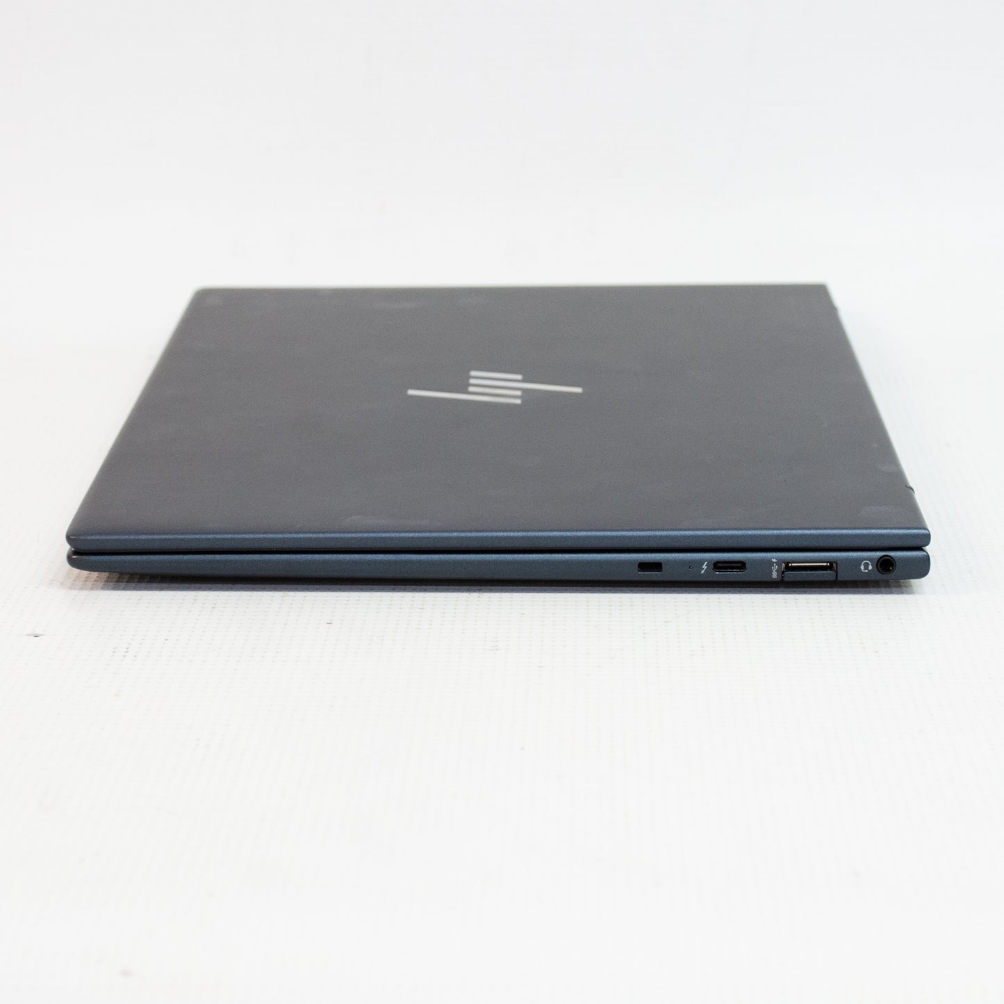 HP Dragonfly G4 13.5" Laptop