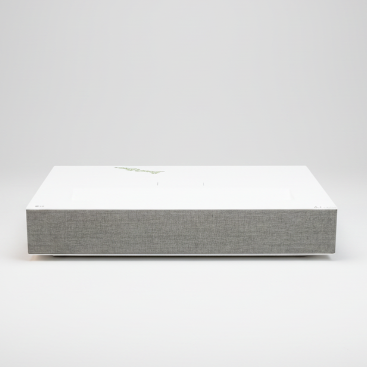 LG HU85LA 4K UDH LAser Home Theater Cinebeam Projector