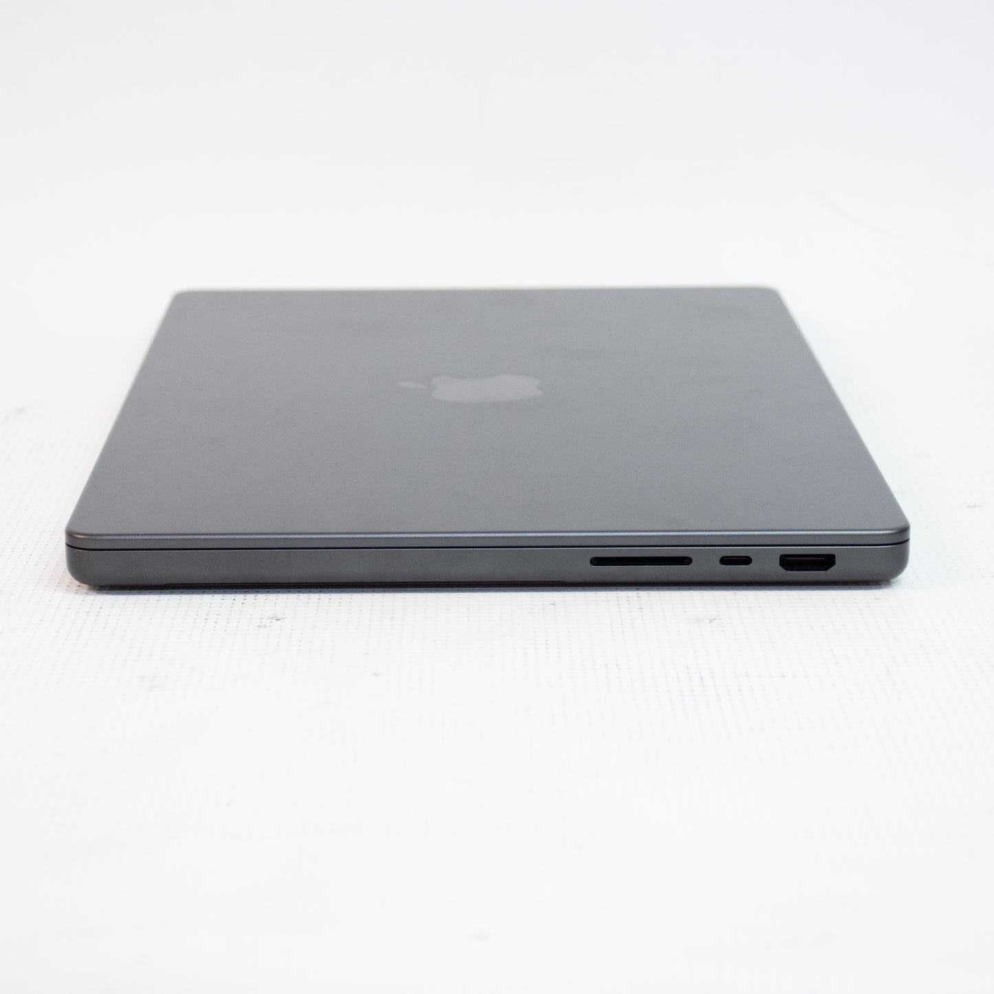 Apple MacBook Pro 14" A3112 M4 - 16 GB Ram - 512 GB SSD - Space Gray