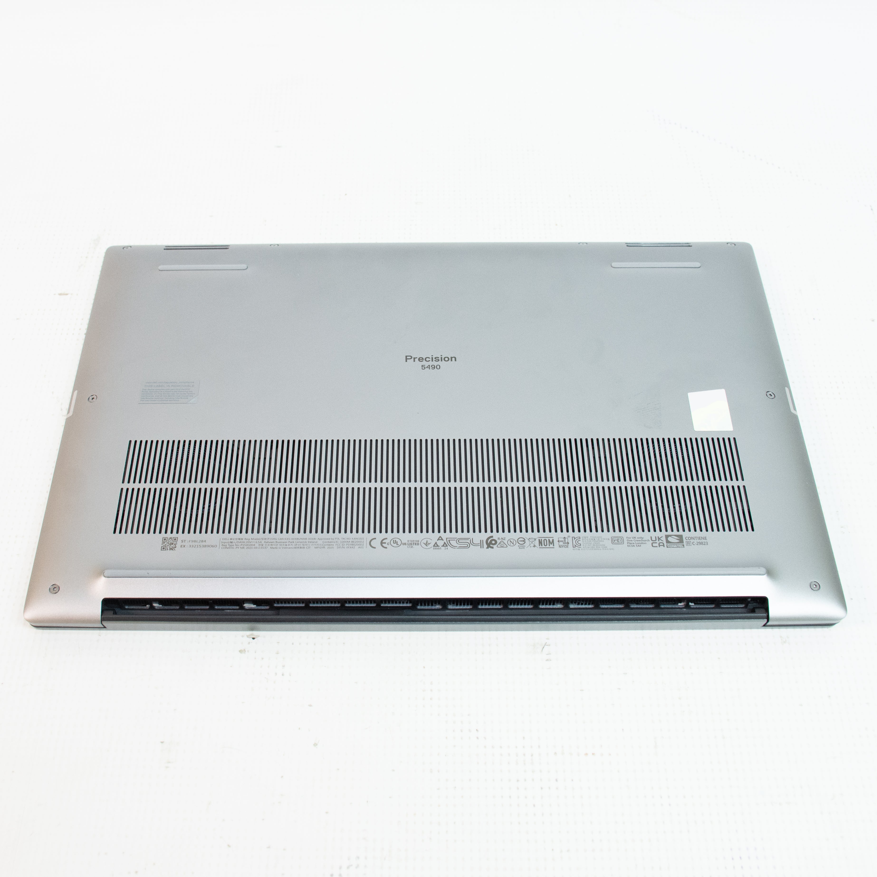 Dell Precision 5490 Laptop - Intel Ultra 7 - 64 GB Ram - 512 GB SSD