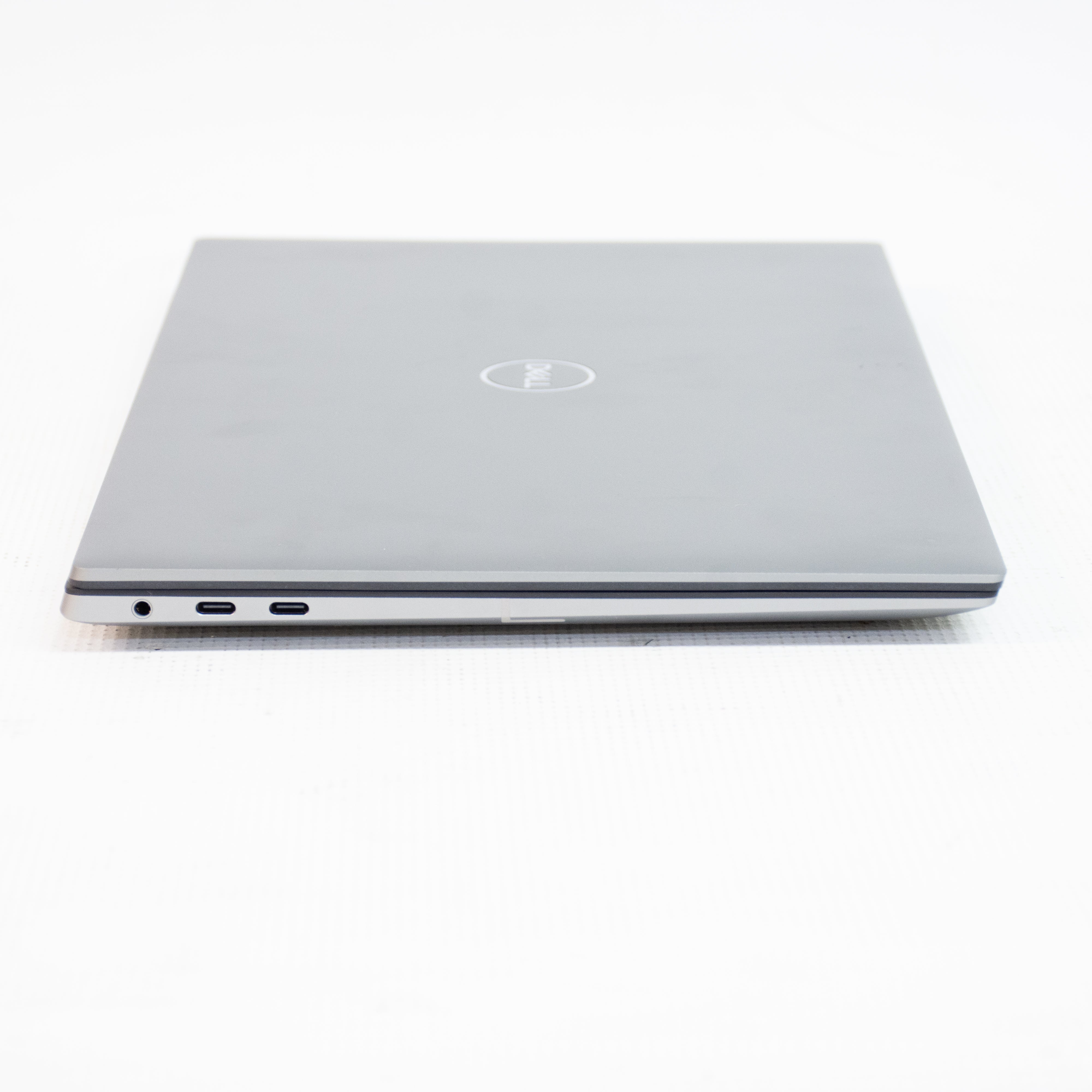 Dell Precision 5490 Laptop - Intel Ultra 7 - 64 GB Ram - 512 GB SSD