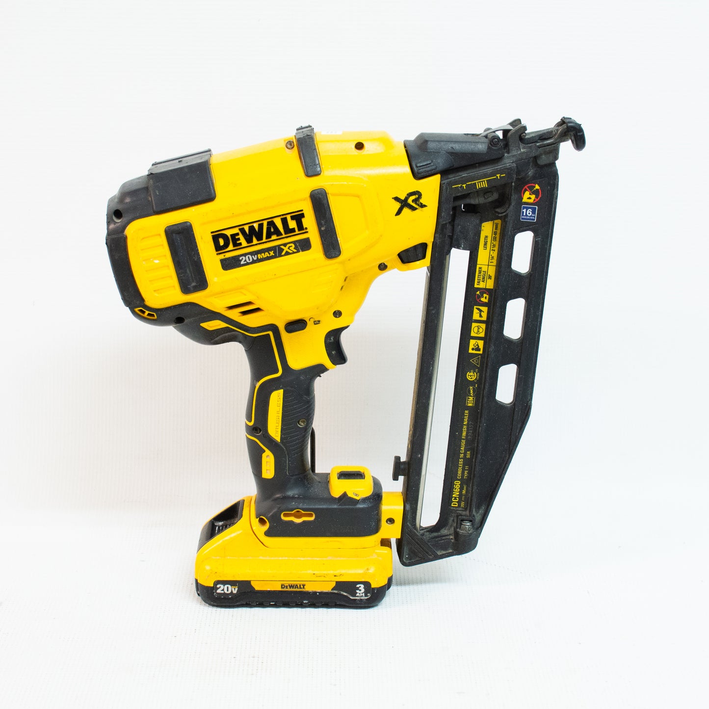 DEWALT DCN660 XR 20V Max Brushless 16 Gauge Finish Nailer