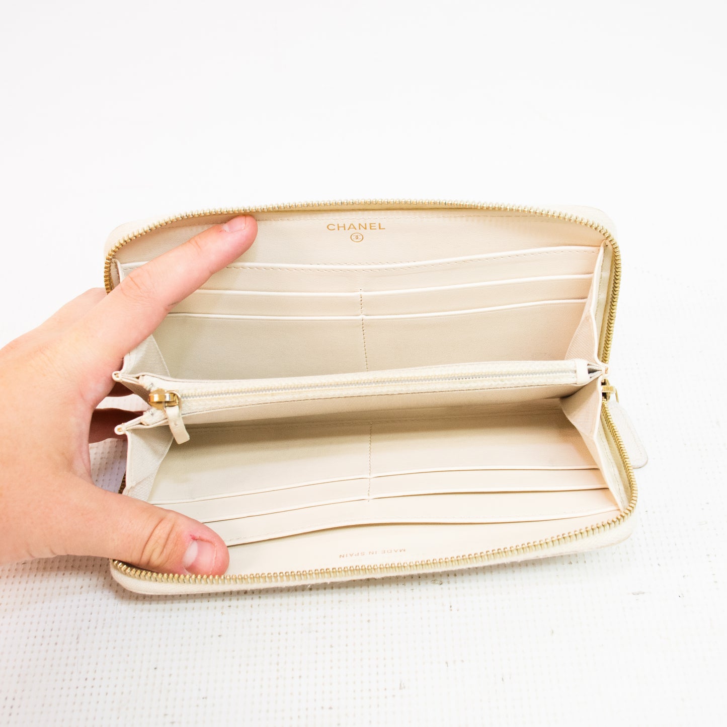 Chanel Mademoiselle White Long Wallet
