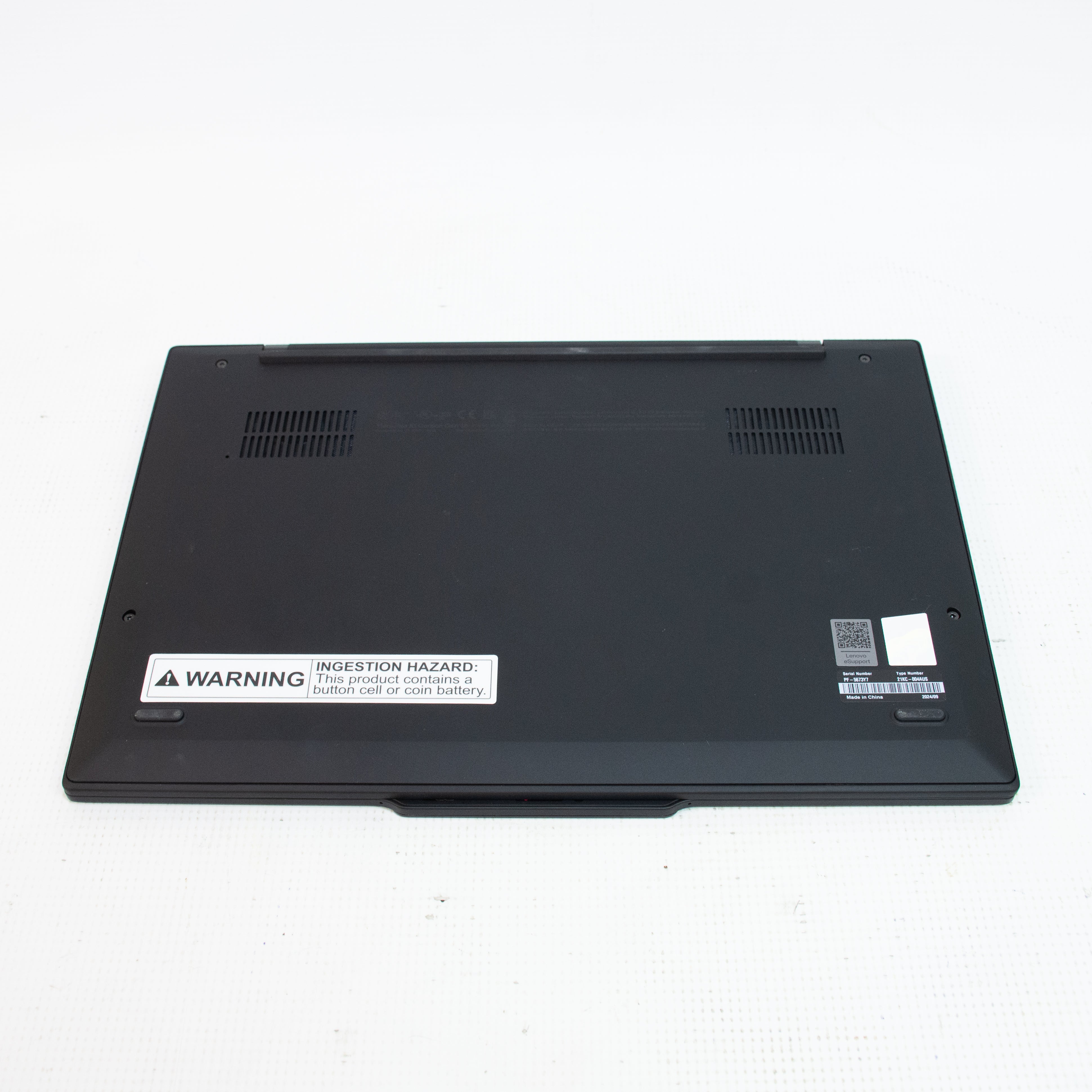 Lenovo Thinkpad X1 Carbon Gen12 - Intel Ultra 7 165U VPro - 32 GB Ram - 2 TB SSD