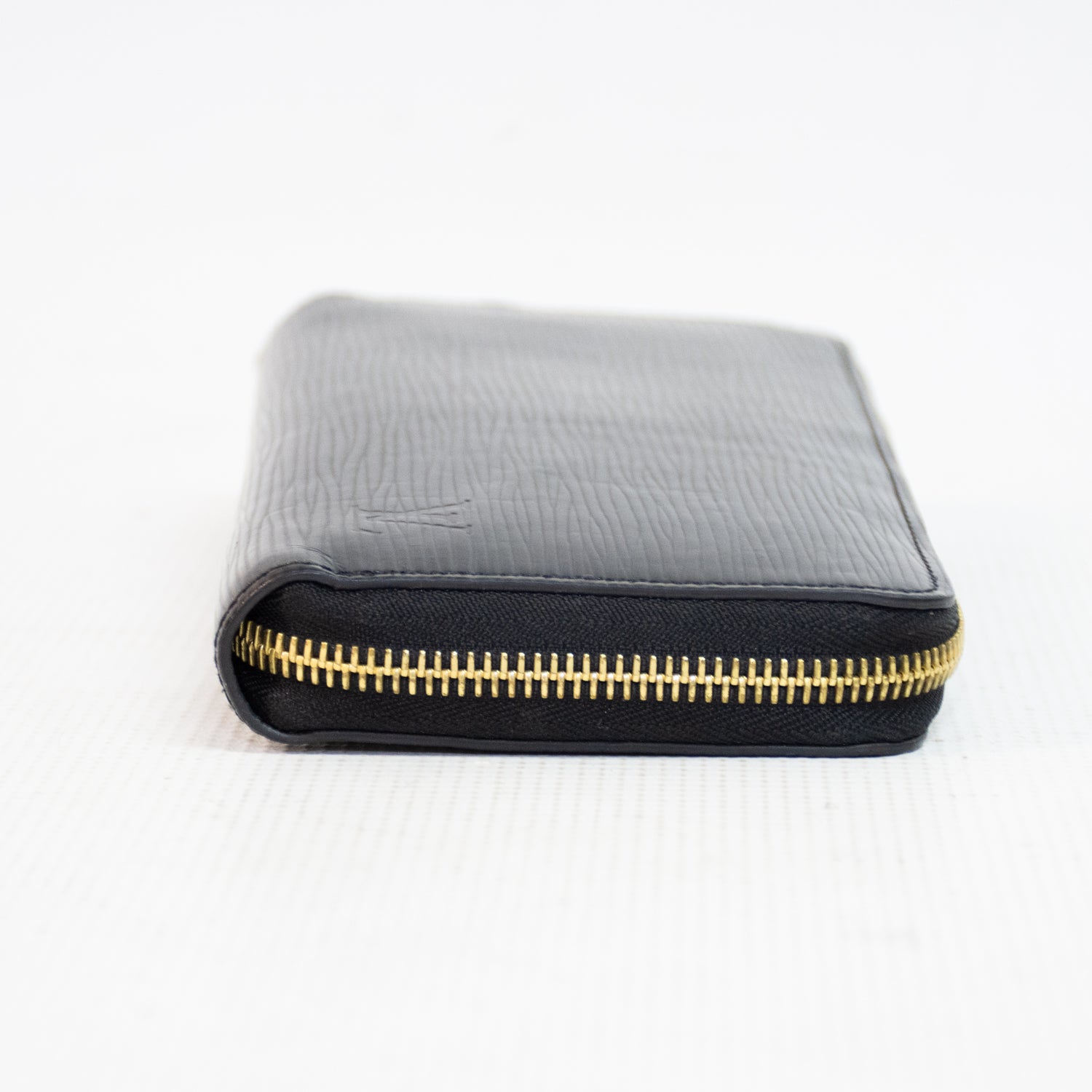 Louis Vuitton Black EPI Zippy Wallet - M61857