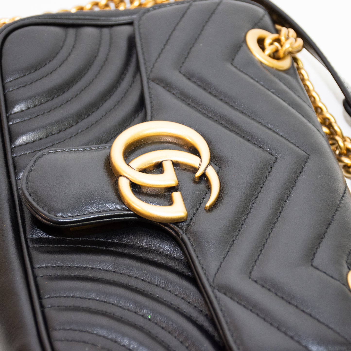 Gucci 446744 GG Marmont Small Leather Shoulder Bag