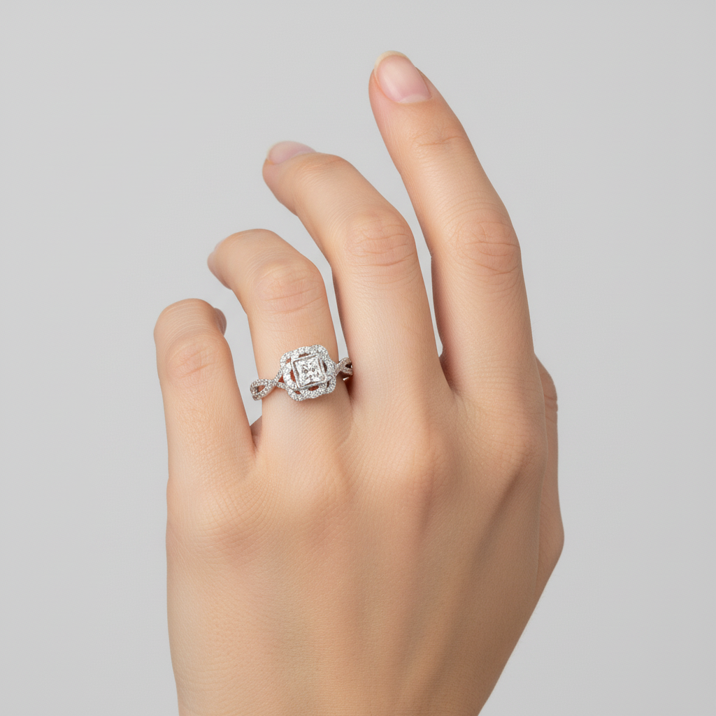 14K White Gold Women's Diamond Ring - 0.75ct