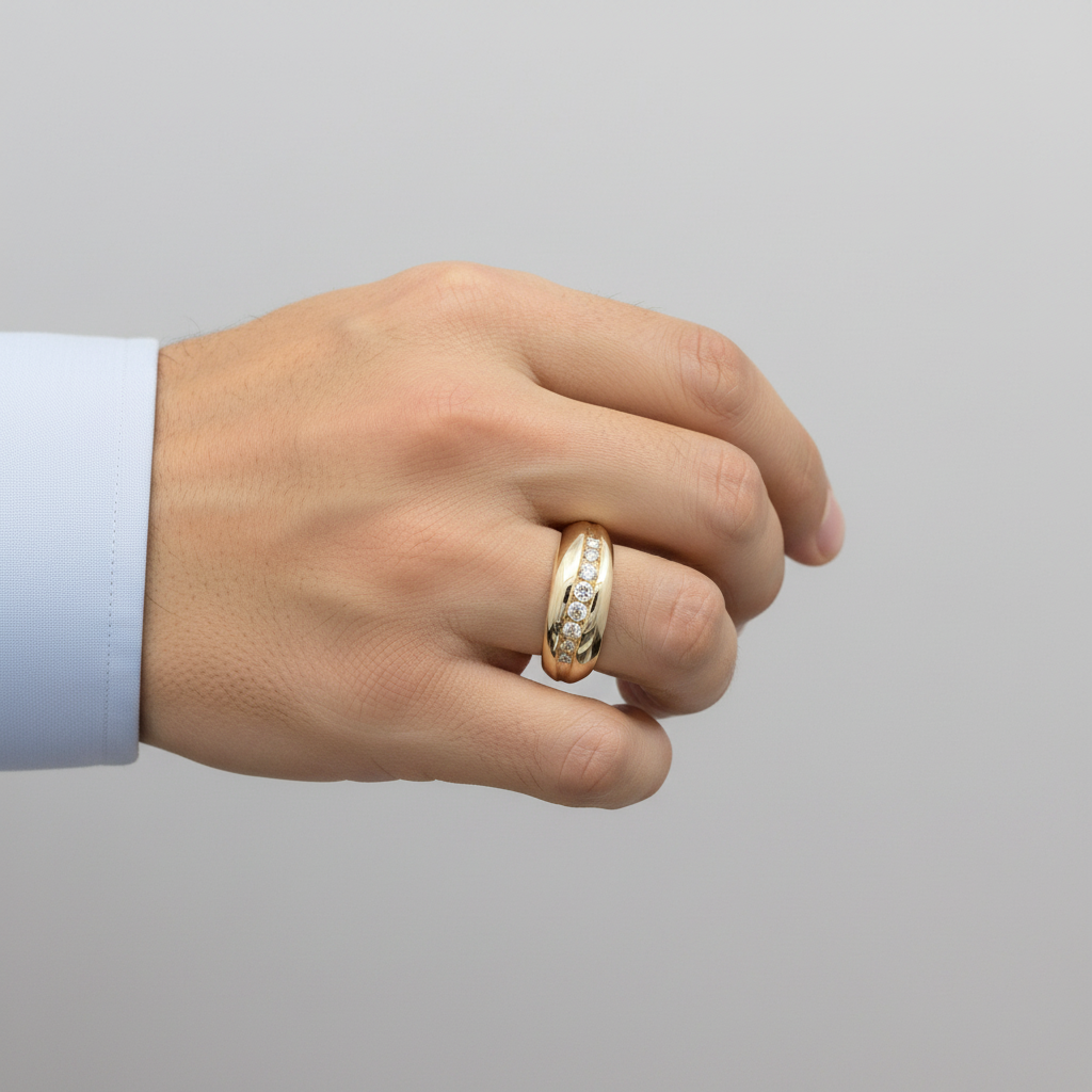 14K Yellow Gold Men's Diamond Ring - 0.19ct