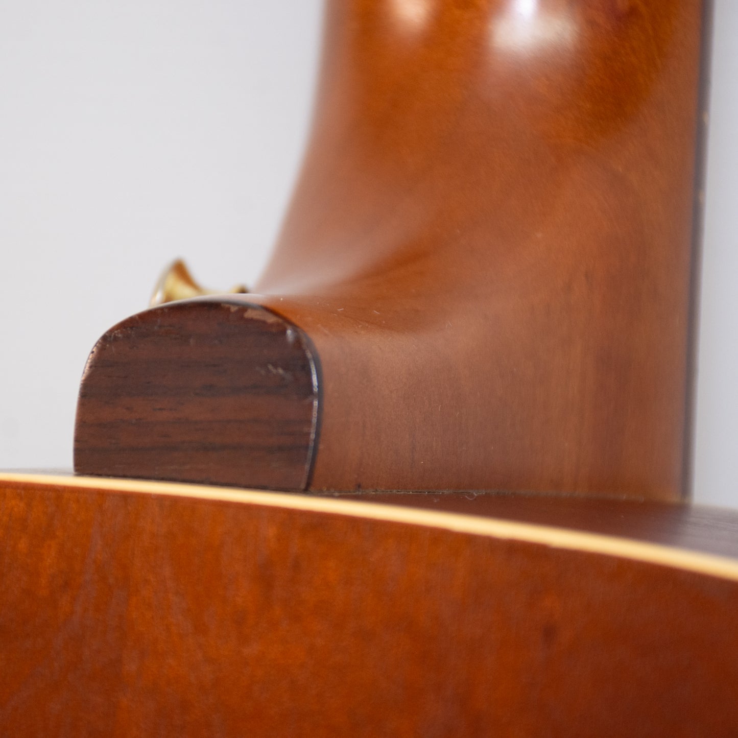 Art & Lutherie CW Wild Cherry Acoustic Guitar