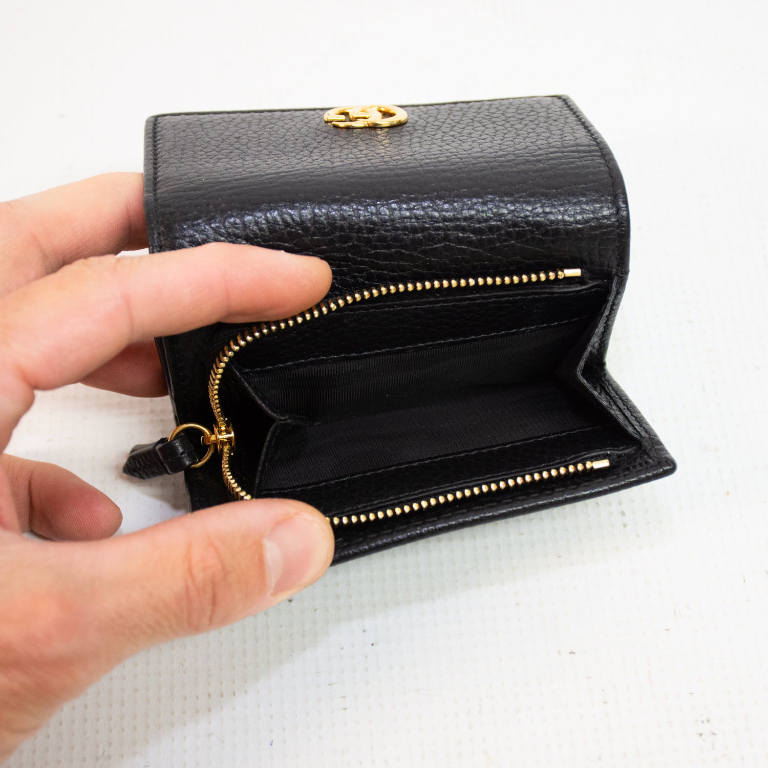 Gucci Small Black Leather Wallet - 644407