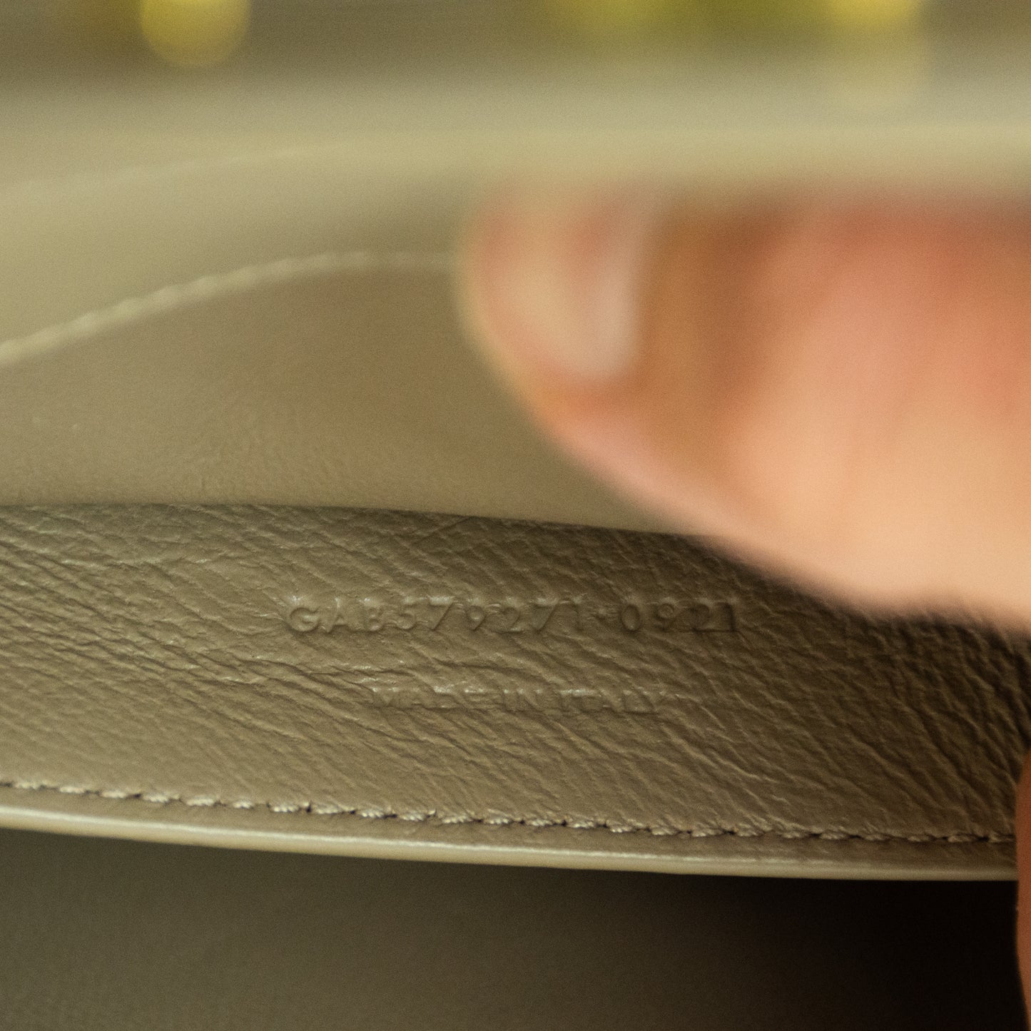 Saint Laurent Manhattan Medium Shoulder Bag