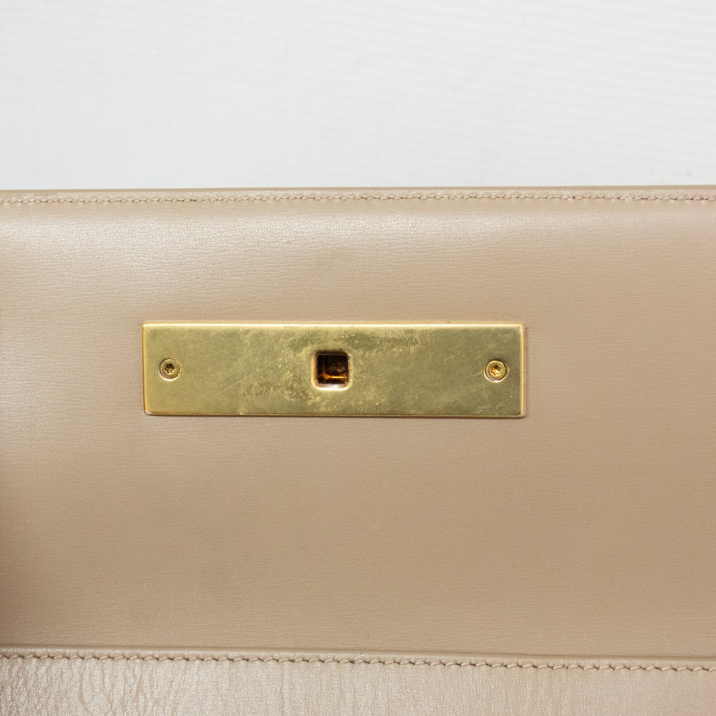 Saint Laurent Manhattan Medium Shoulder Bag