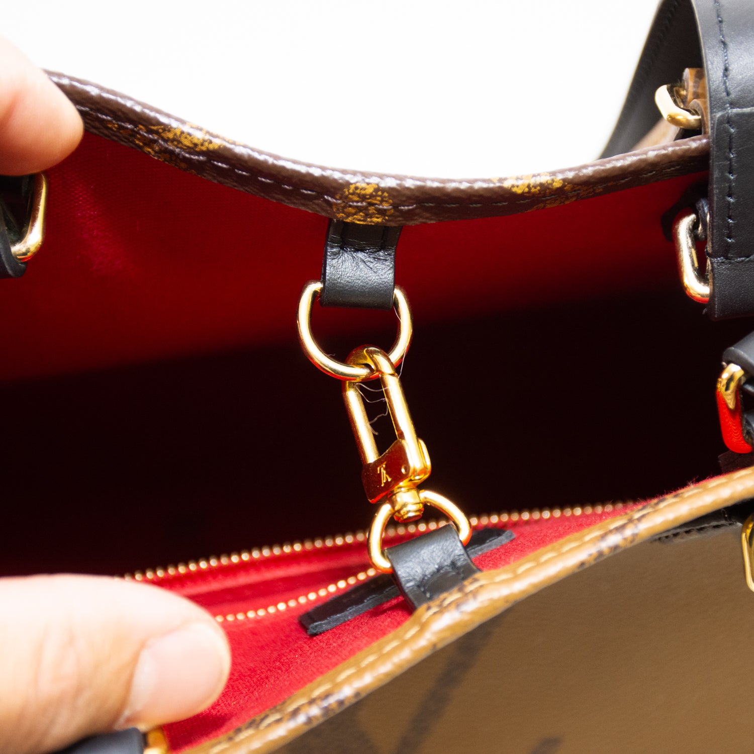 Louis Vuitton M45321 OnTheGo MM Monogram Handbag