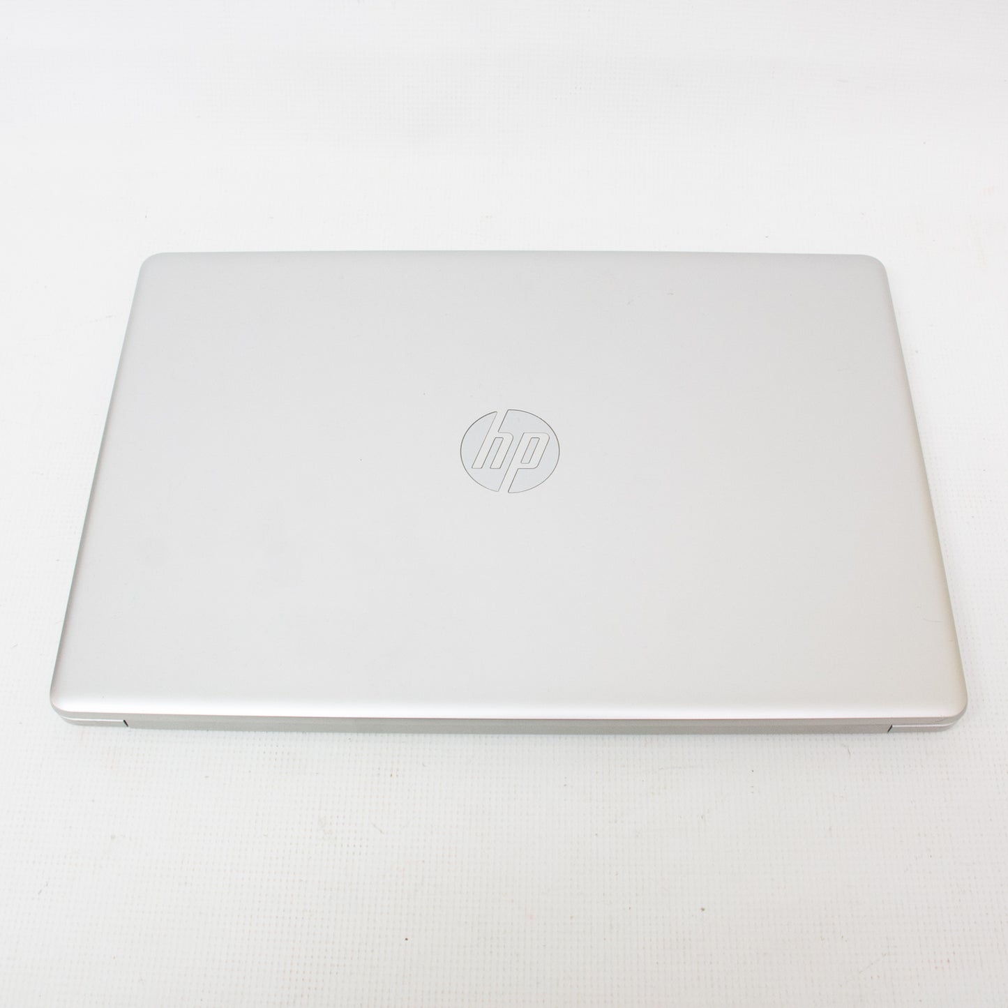 HP 17-BY4013DX Laptop - 17" - Intel Core i3 11th Gen - 8 GB Ram - 256 GB SSD - Win11
