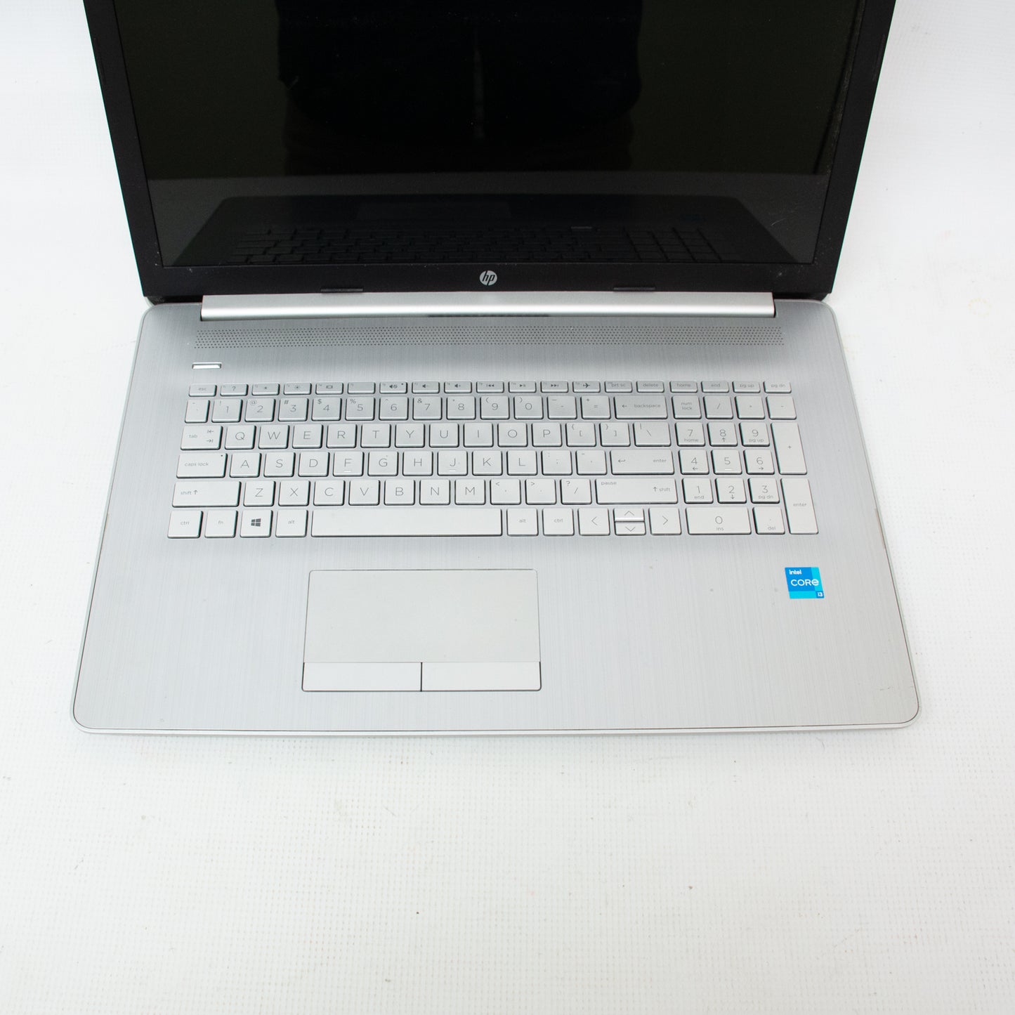 HP 17-BY4013DX Laptop - 17" - Intel Core i3 11th Gen - 8 GB Ram - 256 GB SSD - Win11