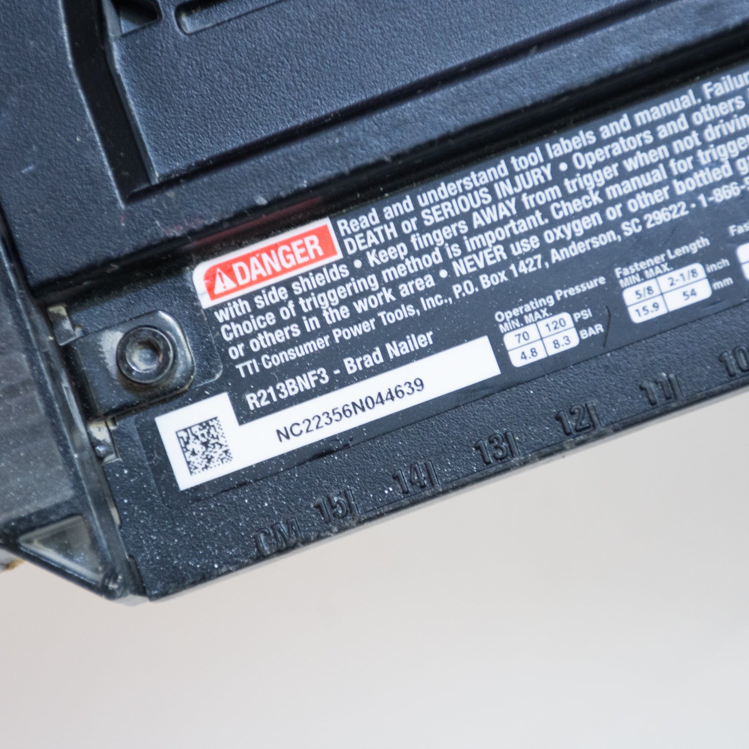 Ridgid R213BNF3 18-Gauge 2-1/8