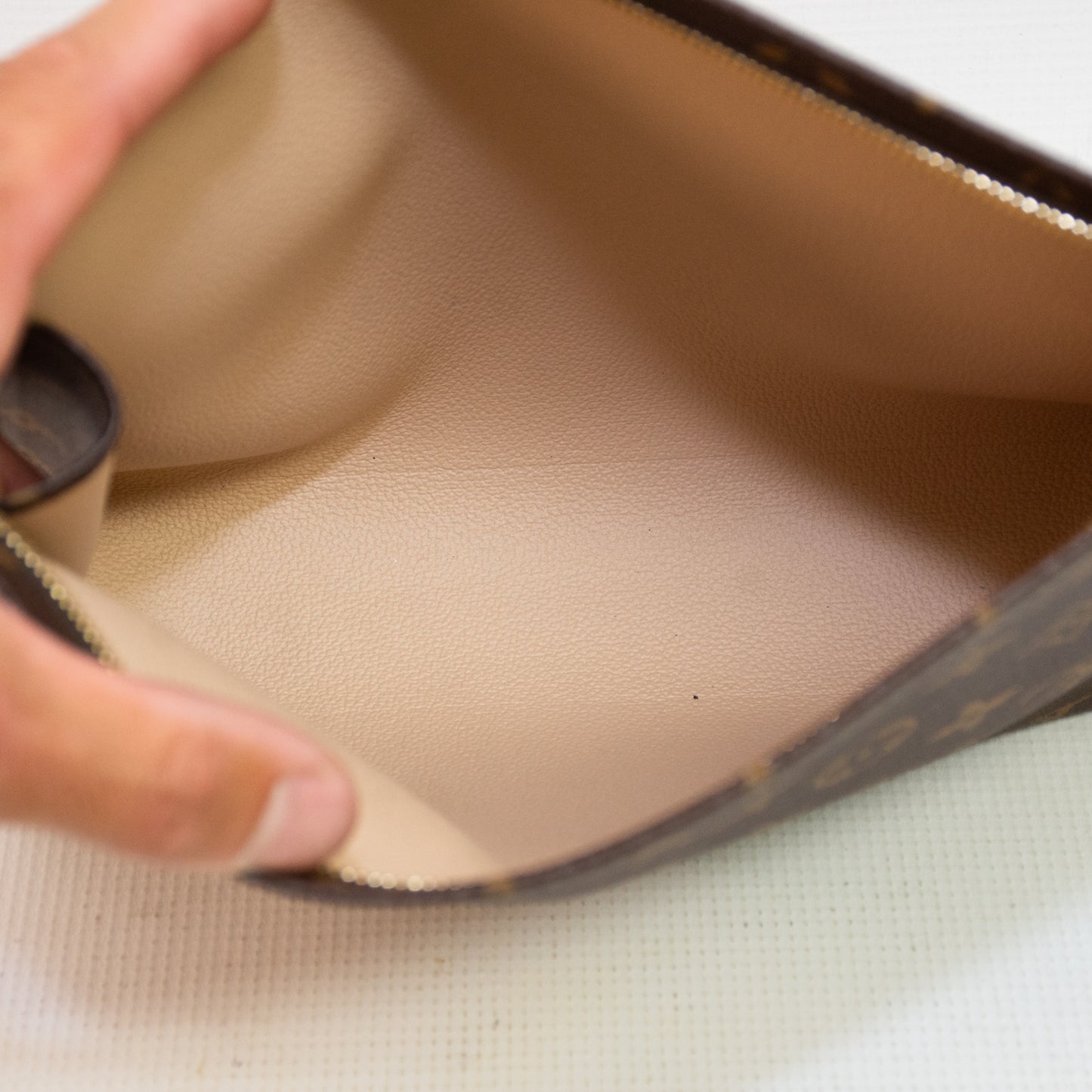 Louis Vuitton Toiletry Pouch Monogram Canvas Bag - M83547