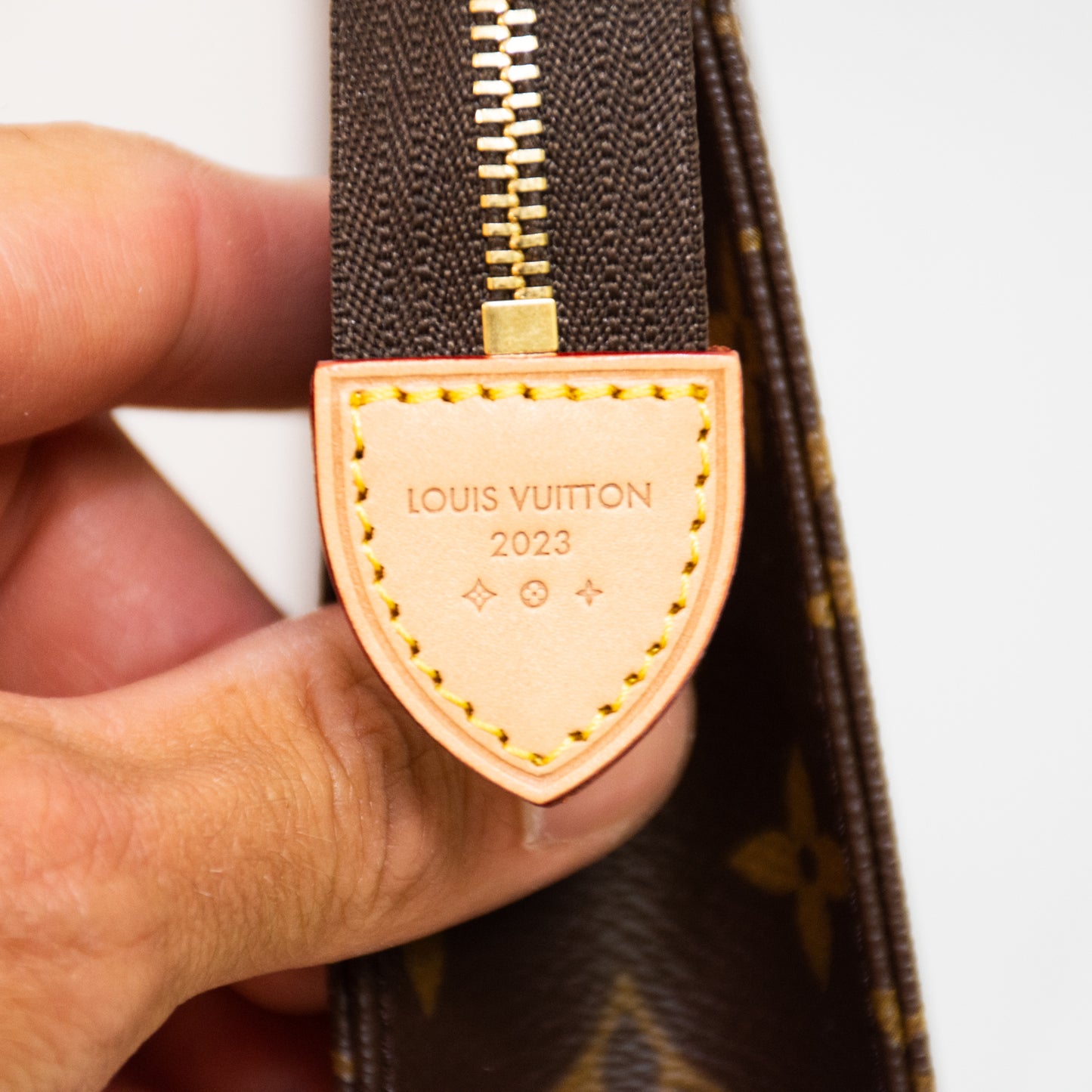 Louis Vuitton Toiletry Pouch Monogram Canvas Bag - M83547