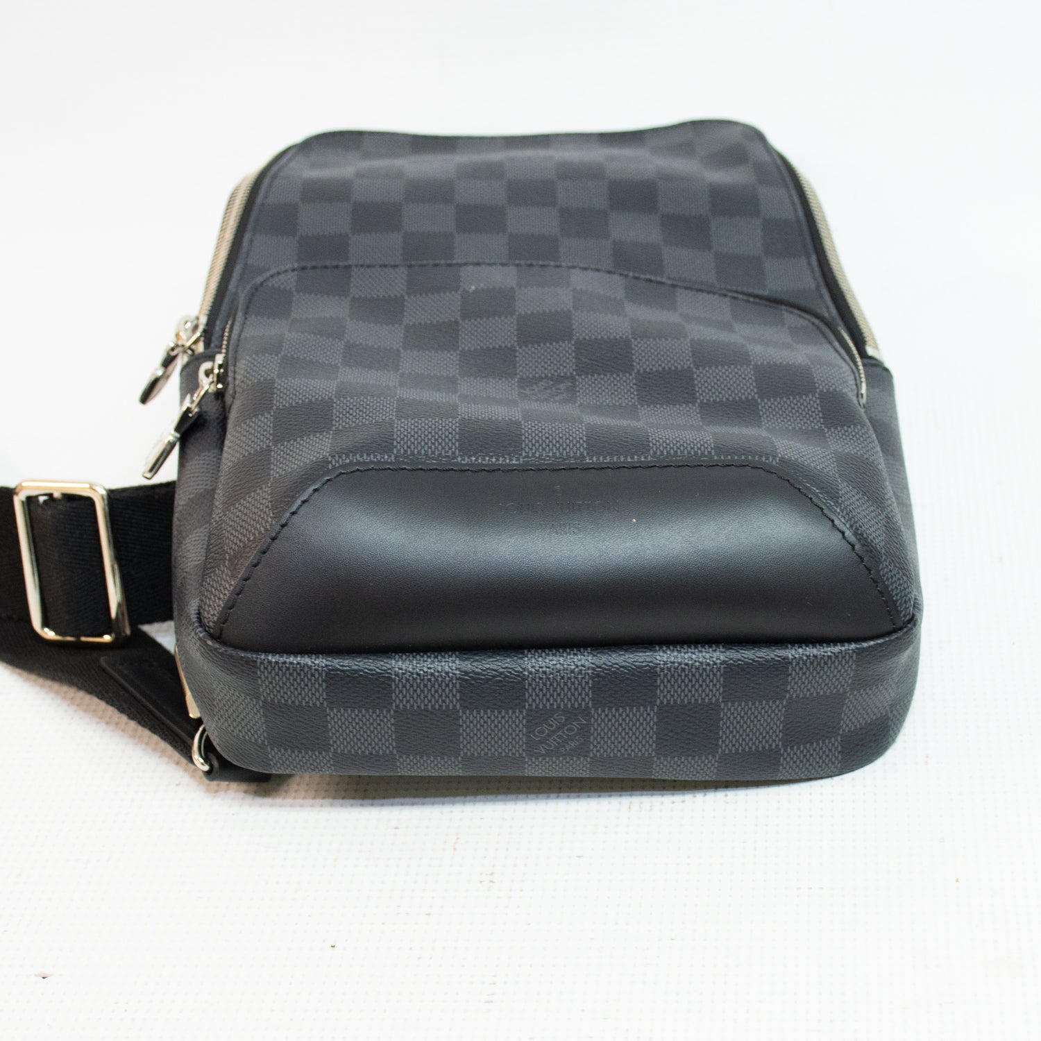 Louis Vuitton N41719 Damier Graphite Ave Sling Bag