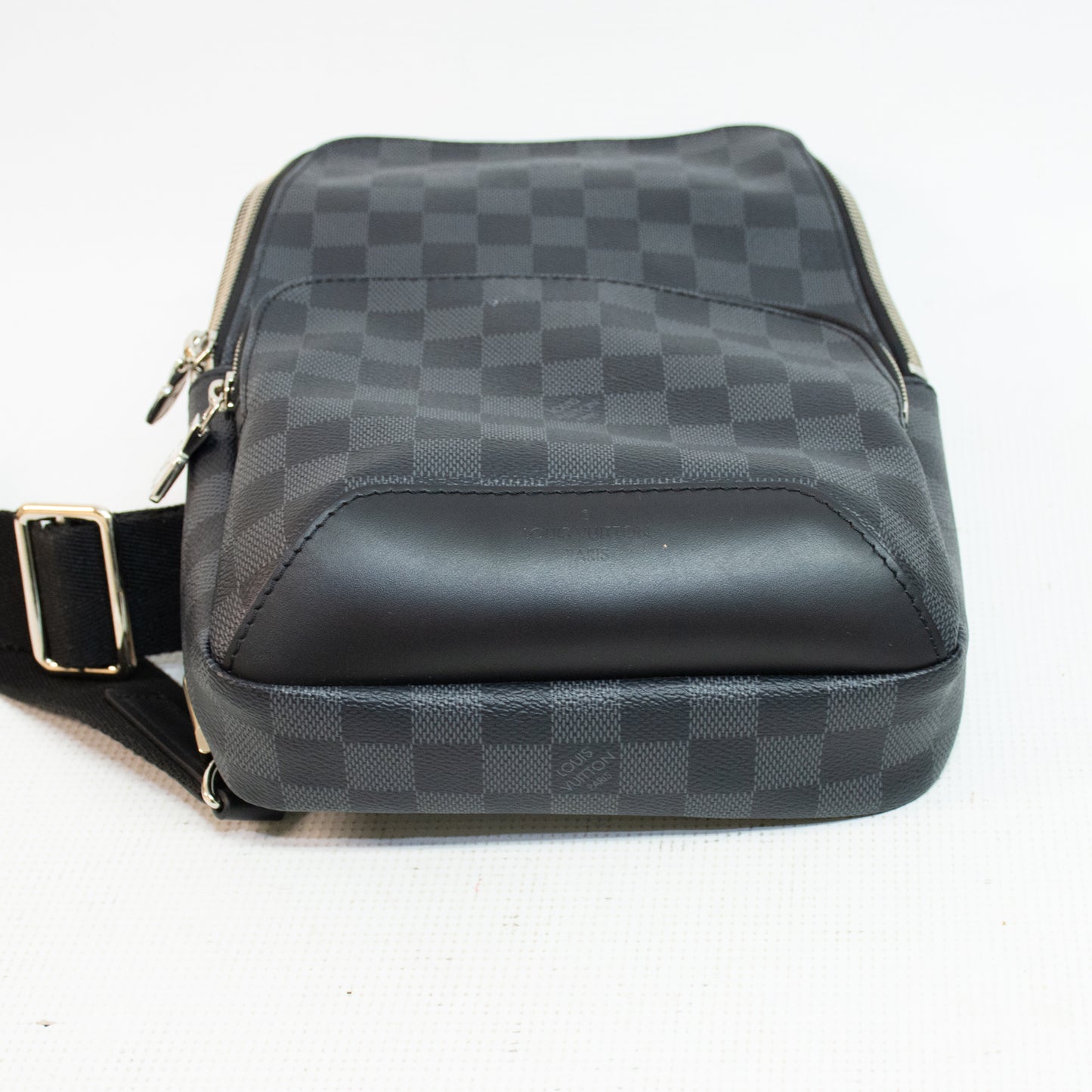Louis Vuitton N41719 Damier Graphite Ave Sling Bag