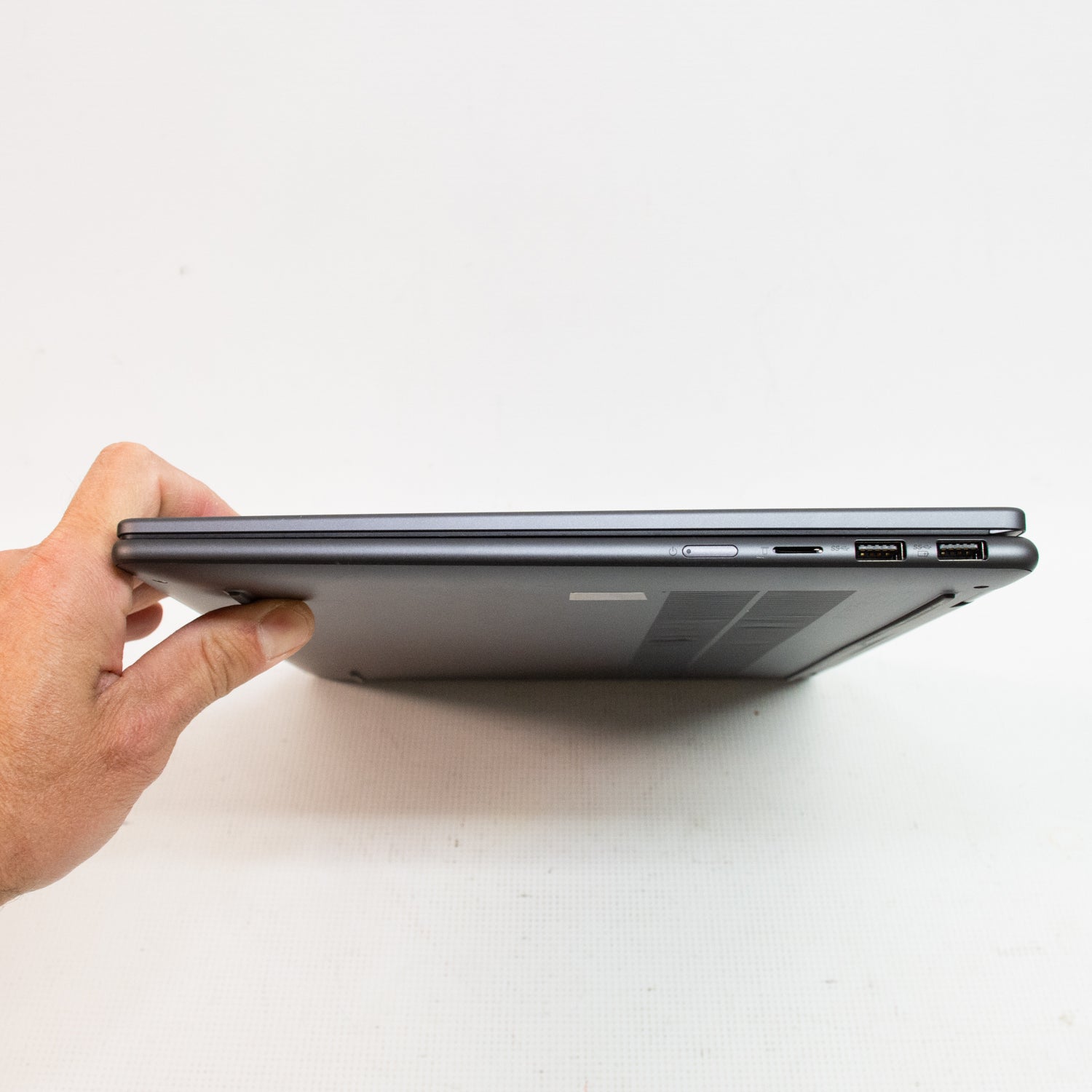 Lenovo Yoga 7 16