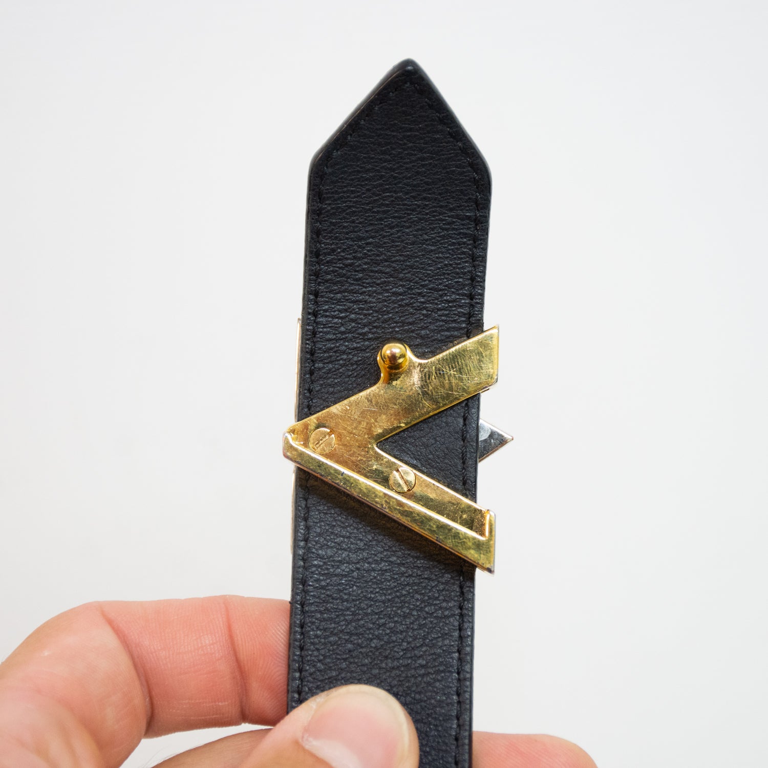 Louis Vuitton BC0137 Ladies LV EPI Twist Gold/Silver Logo Belt