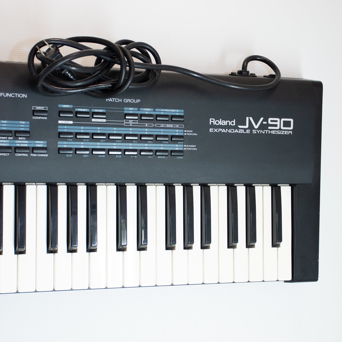 Roland JV-90 Synthesizer Keyboard