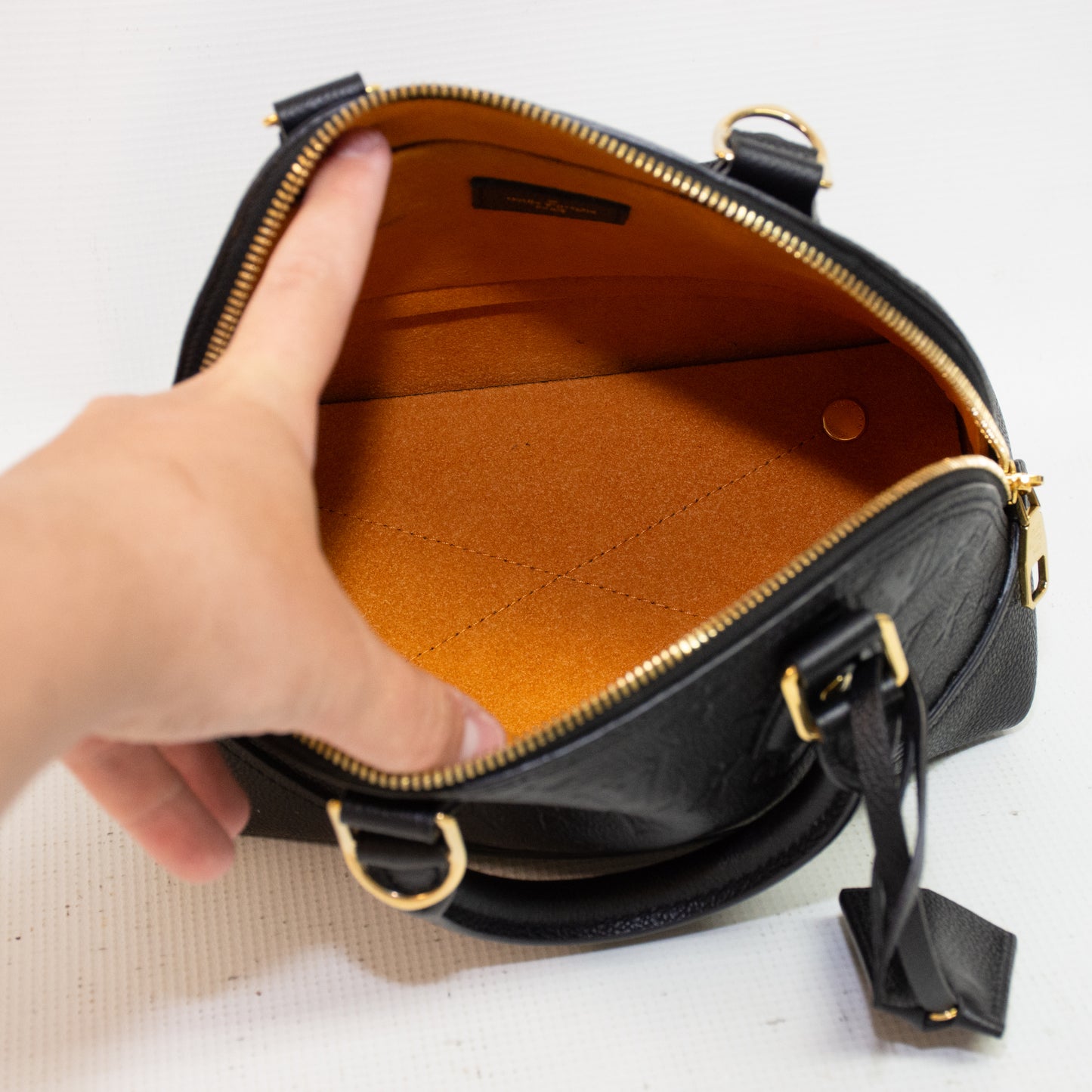 Louis Vuitton M26409 Alma BB Neo Handbag