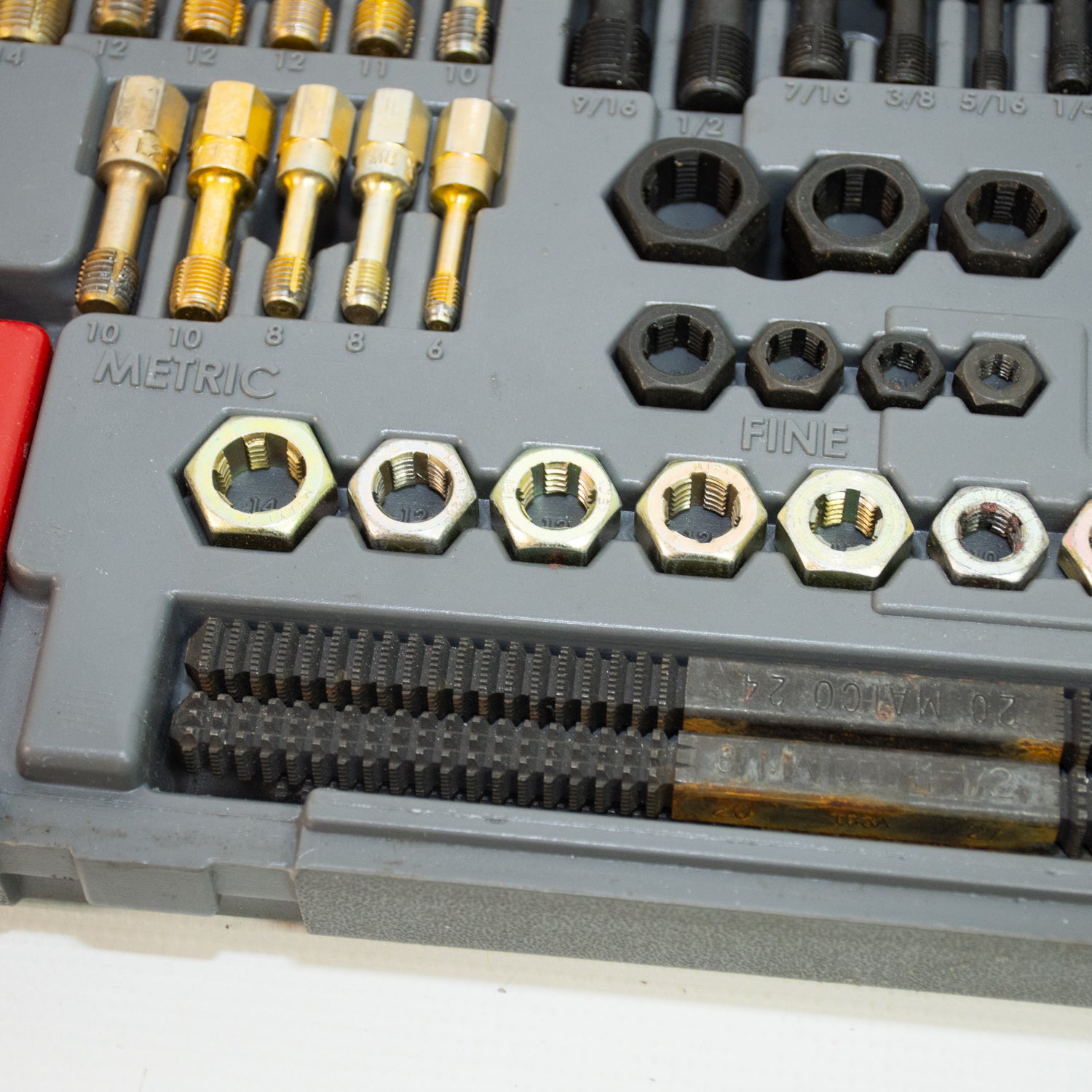 Matco Tools TDK51 51pc Rethreading Tap & Die Set