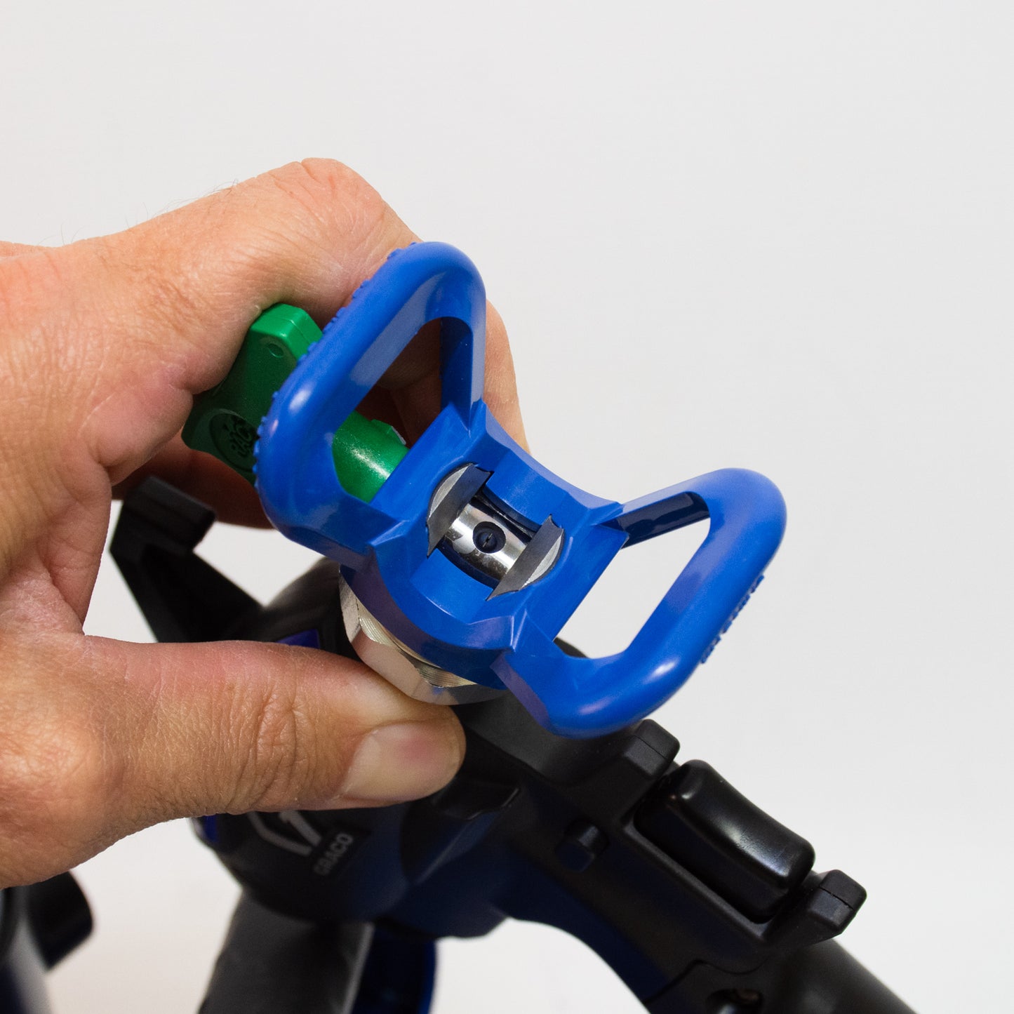 Graco 20B473 Ultra Quickshot Airless Sprayer Bundle