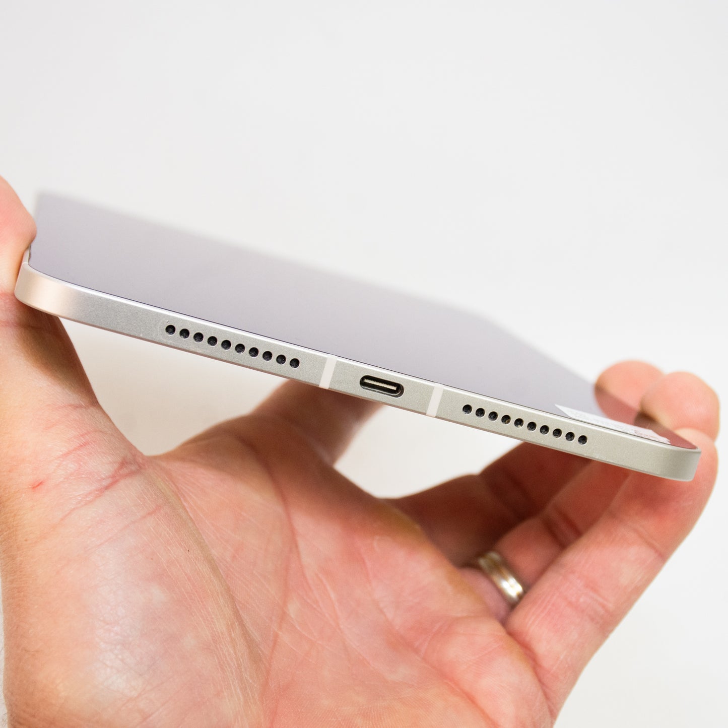 Apple iPad Mini 7th Gen - A2995 - 128 GB - Wifi/Cellular