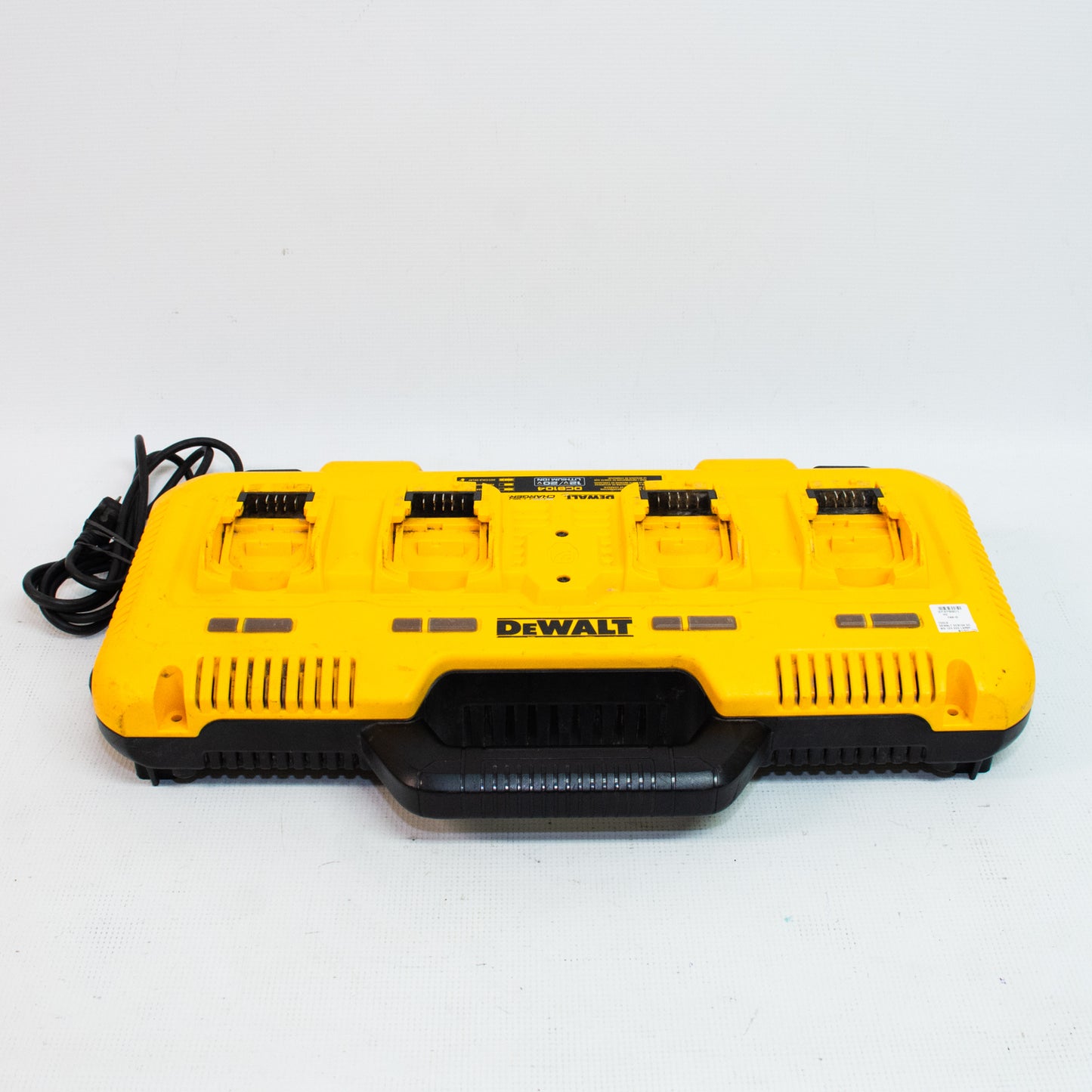 DEWALT DCB104 DC 12V/20V Charger