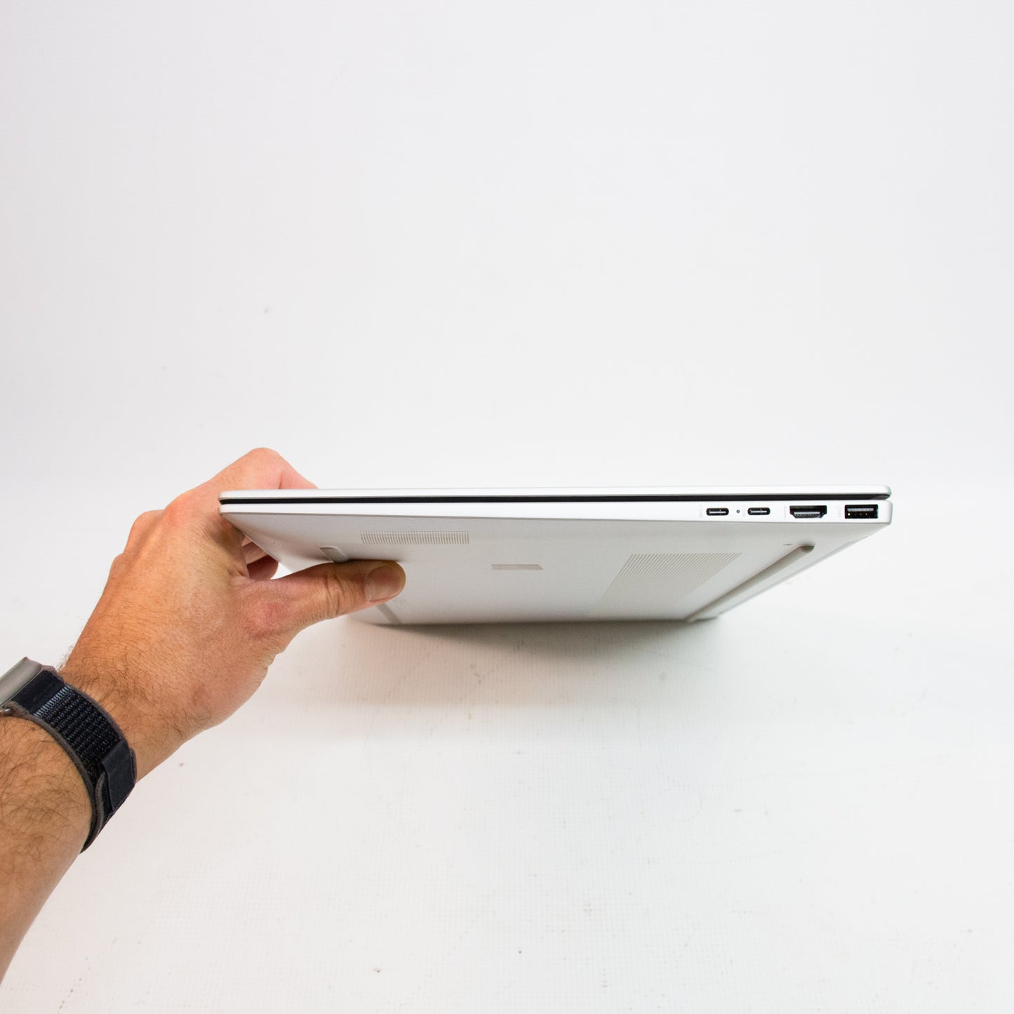 HP Omnibook 5 16T-BA100 - i5-1334U - 16 GB Ram - 512 GB SSD - Win11