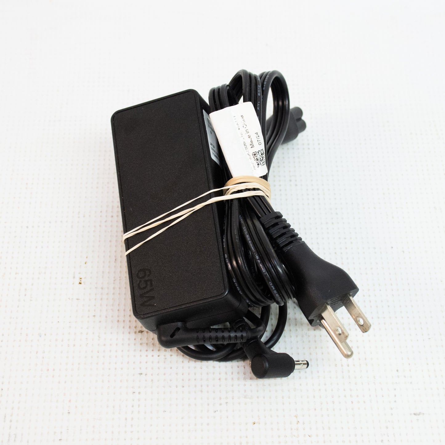 Lenovo Ideapad Slim 315AMN8 - AMD Ryzen 3-7320U @ 2.4Ghz - 8 GB Ram - 512 GB SSD