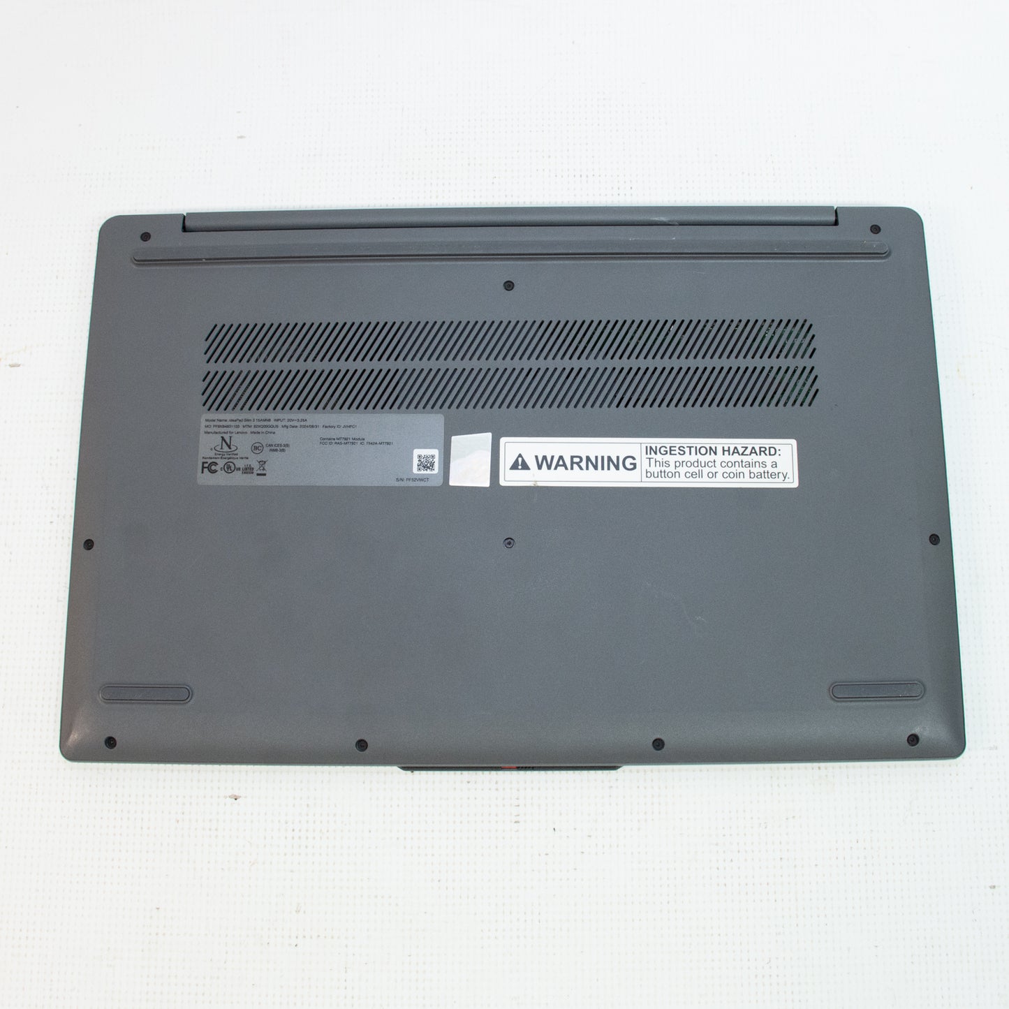 Lenovo Ideapad Slim 315AMN8 - AMD Ryzen 3-7320U @ 2.4Ghz - 8 GB Ram - 512 GB SSD