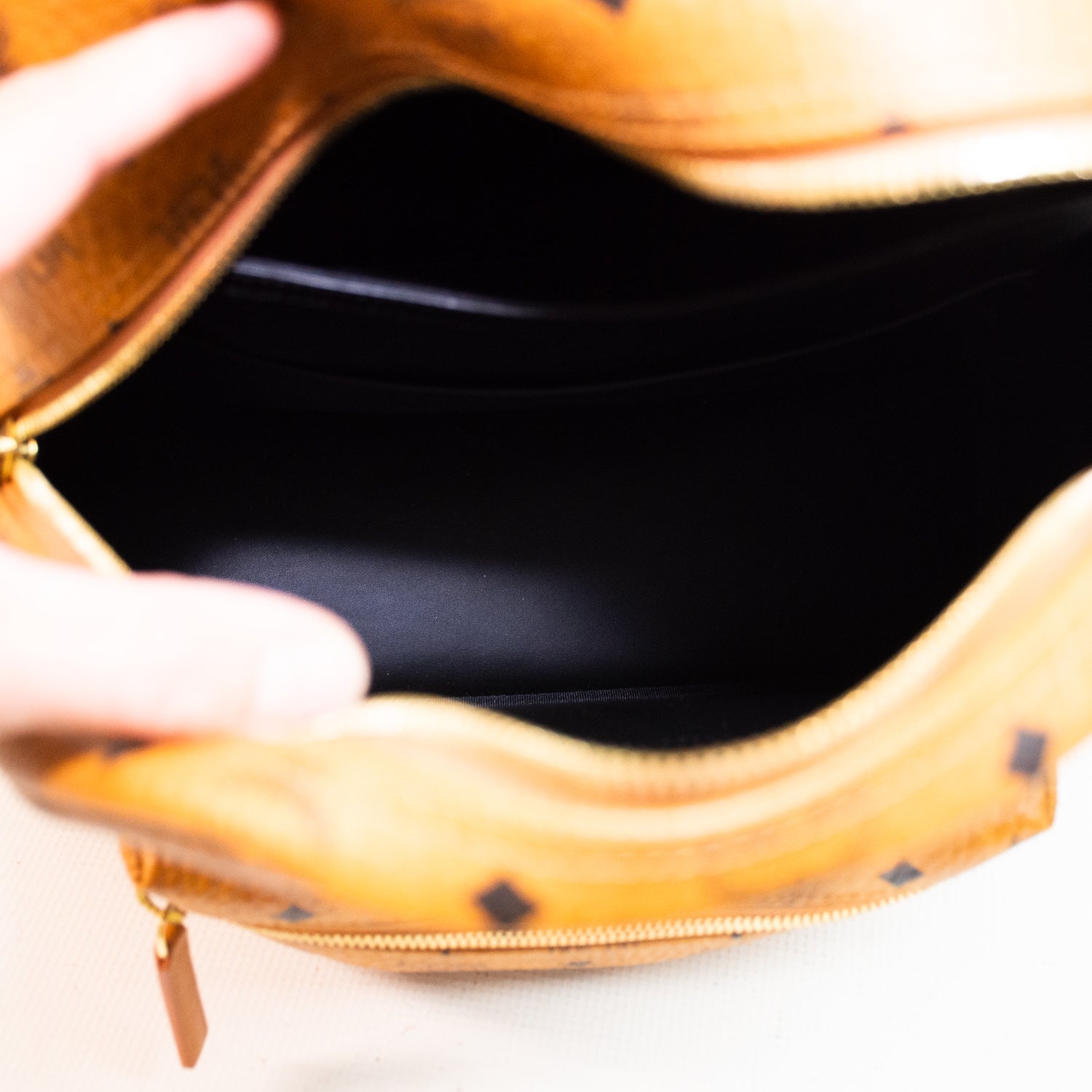 MCM Stark VIsetos Side Studs Medium Backpack - MMKSVE38CO001