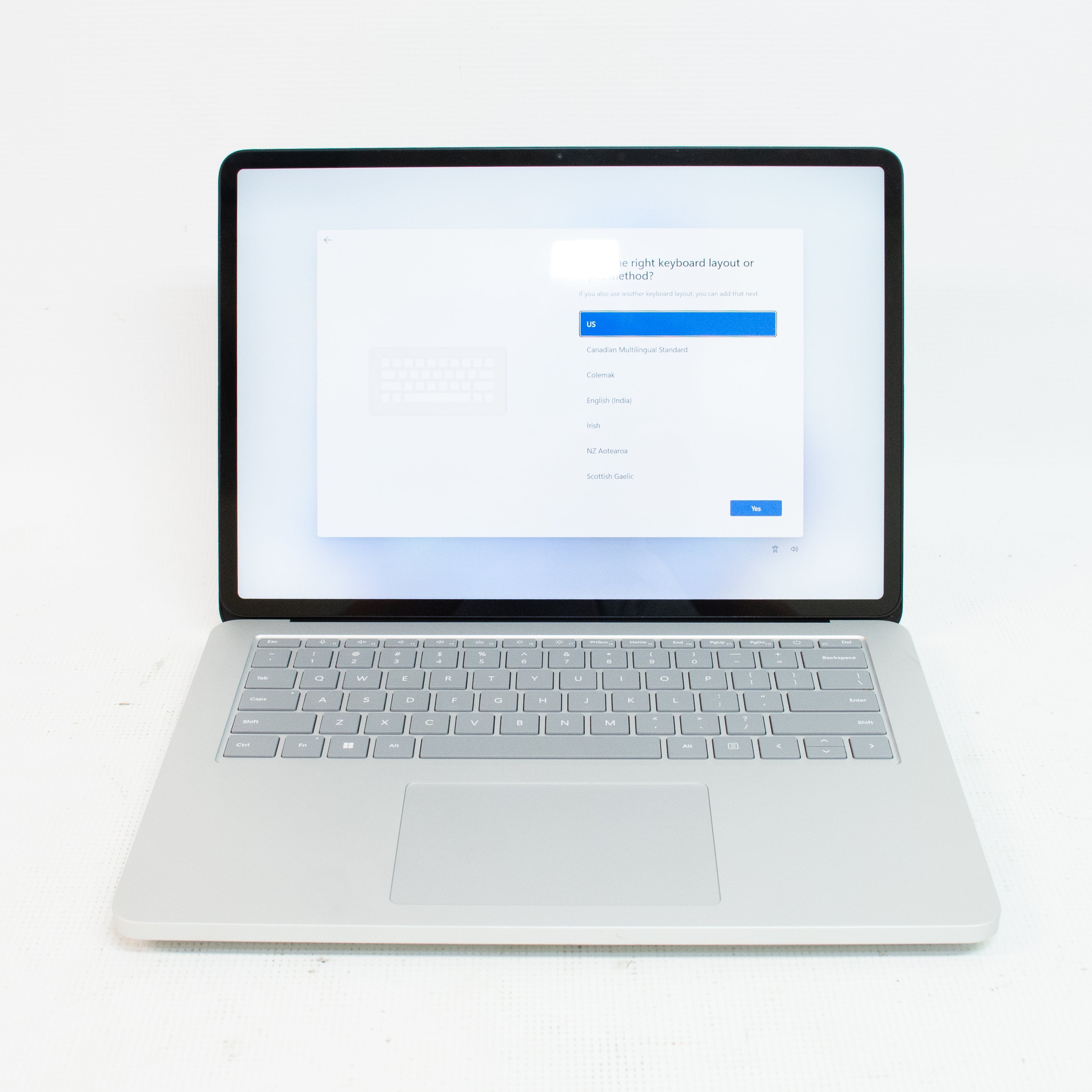 Microsoft 2029 Surface Laptop Studio 2 - Intel 13th Core i7, 16GB Ram, 512 GB, RTX 4050