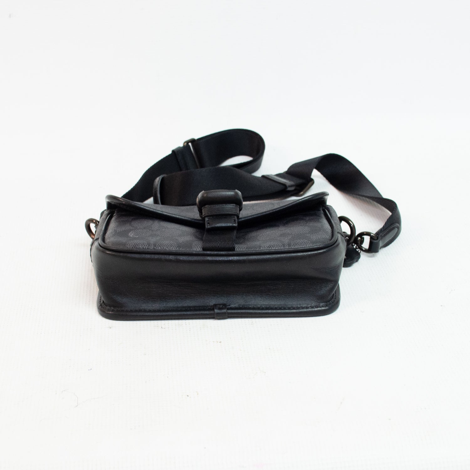 Coach Warner Cross Body Bag - 12461-CY990