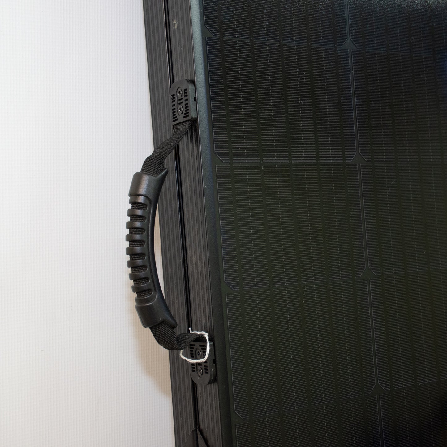 Goal Zero Yeti 3000X Portable Power Station & Boulder 200 Solar Panel Bundle