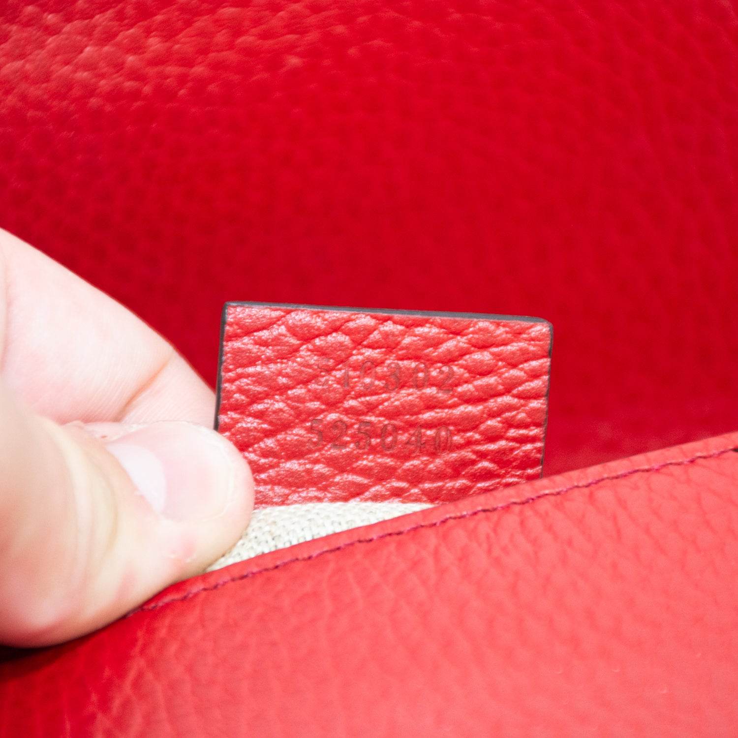 Gucci 510302 Red Interlocking G Chain Shoulder Bag