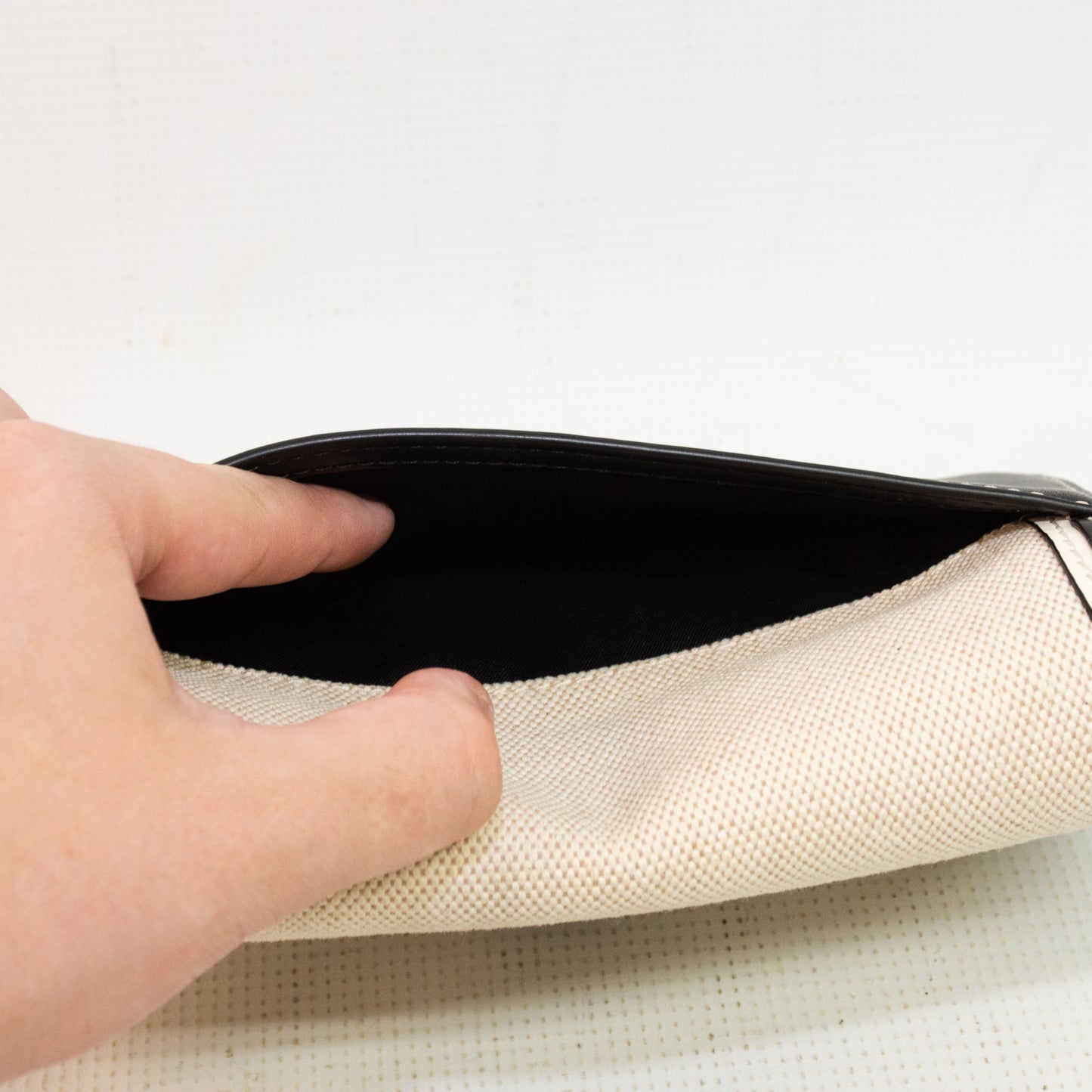 Tory Burch Thea Beige/Black Leather Purse