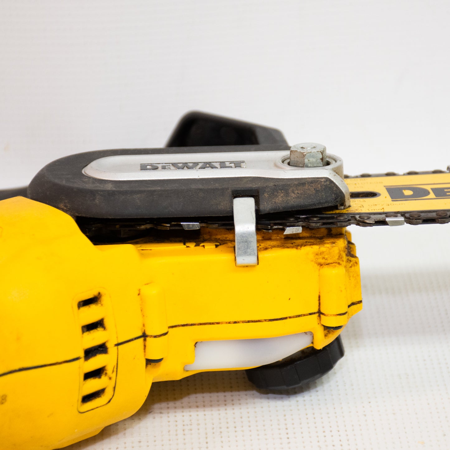 DEWALT DCCS623 20V Max Brushless Cordless Pruning Chainsaw